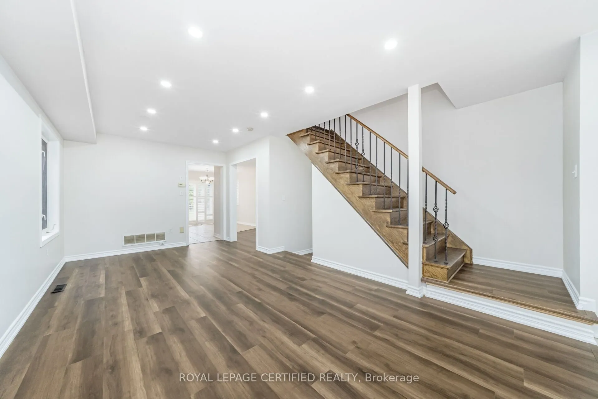 76 Saddleback Square