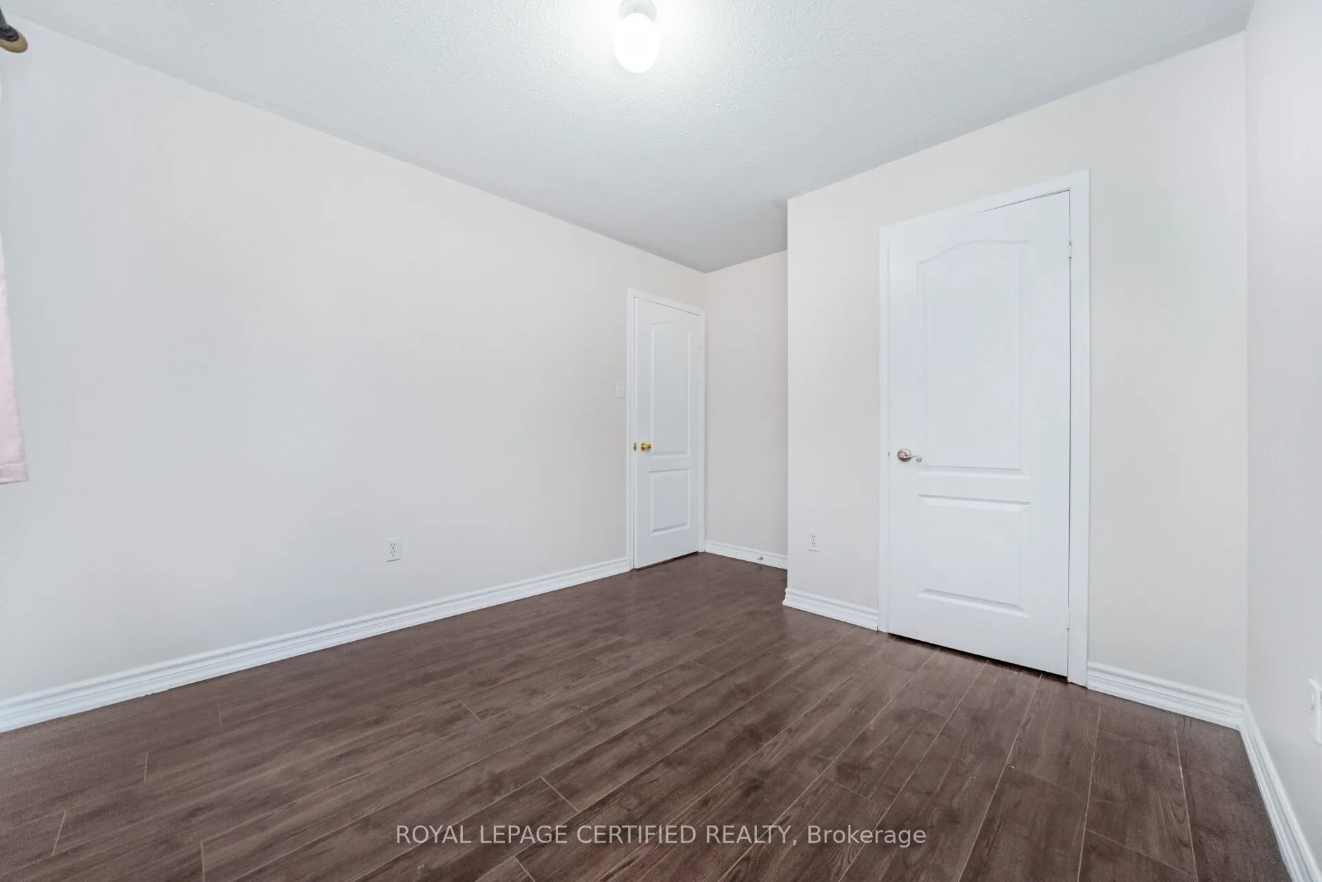 76 Saddleback Square