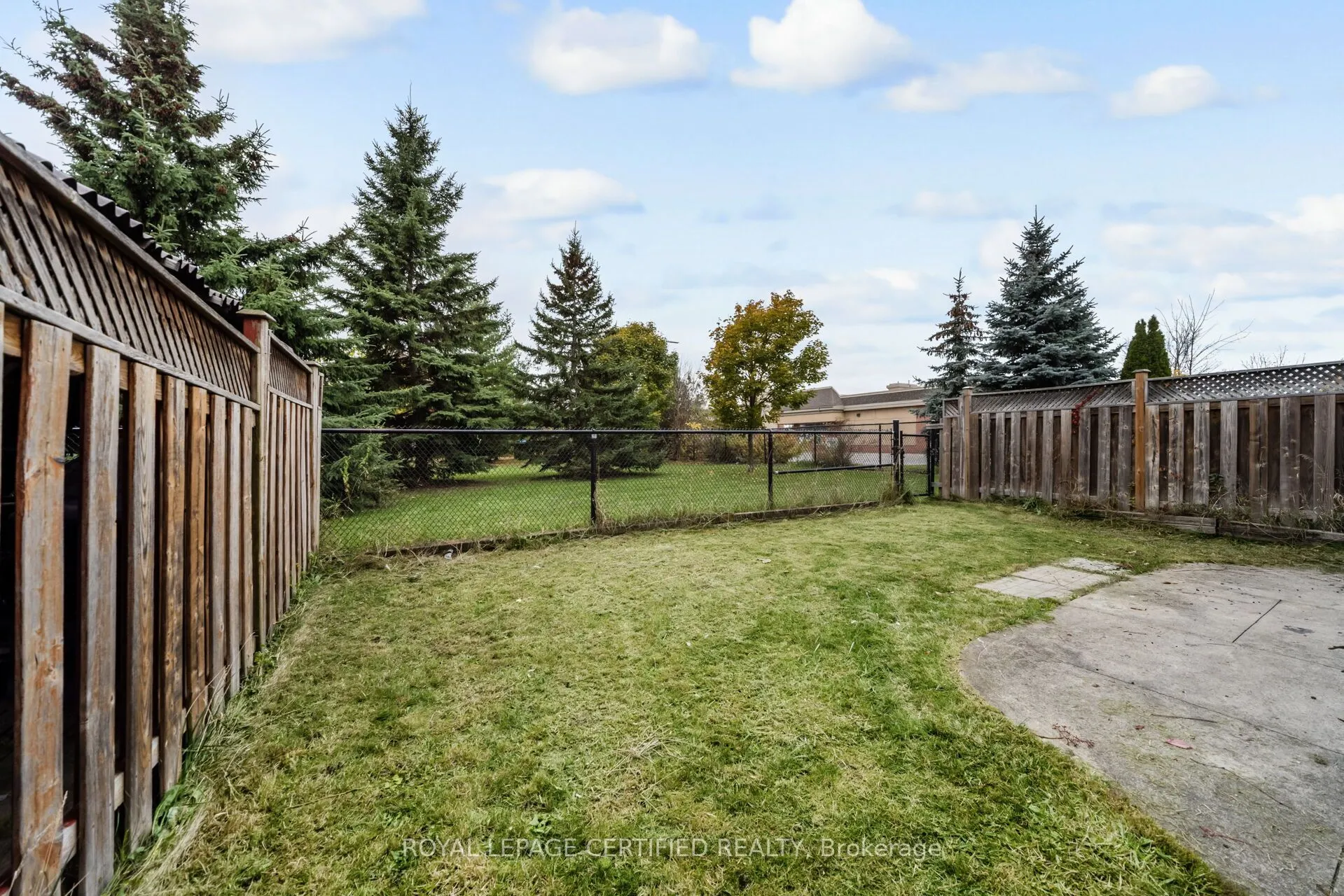 76 Saddleback Square