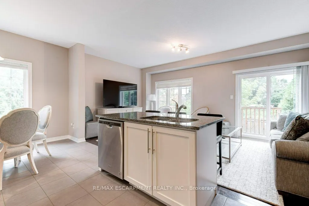 2086 Ghent Avenue, #19