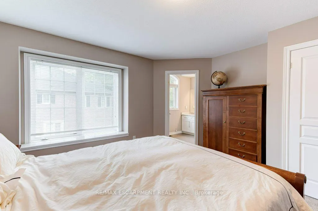 2086 Ghent Avenue, #19