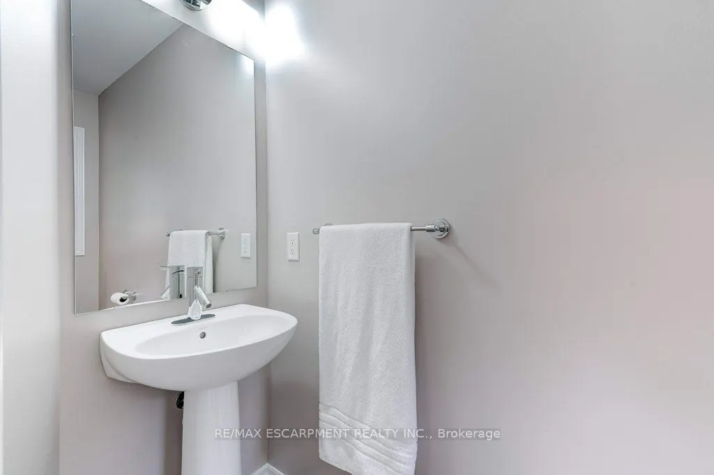 2086 Ghent Avenue, #19