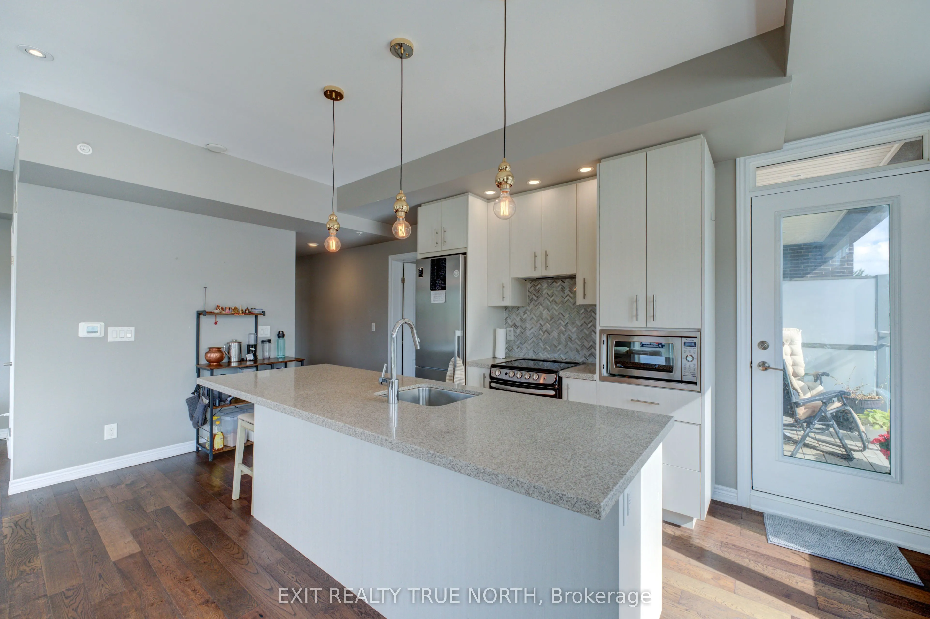 457 Plains Road E, #205