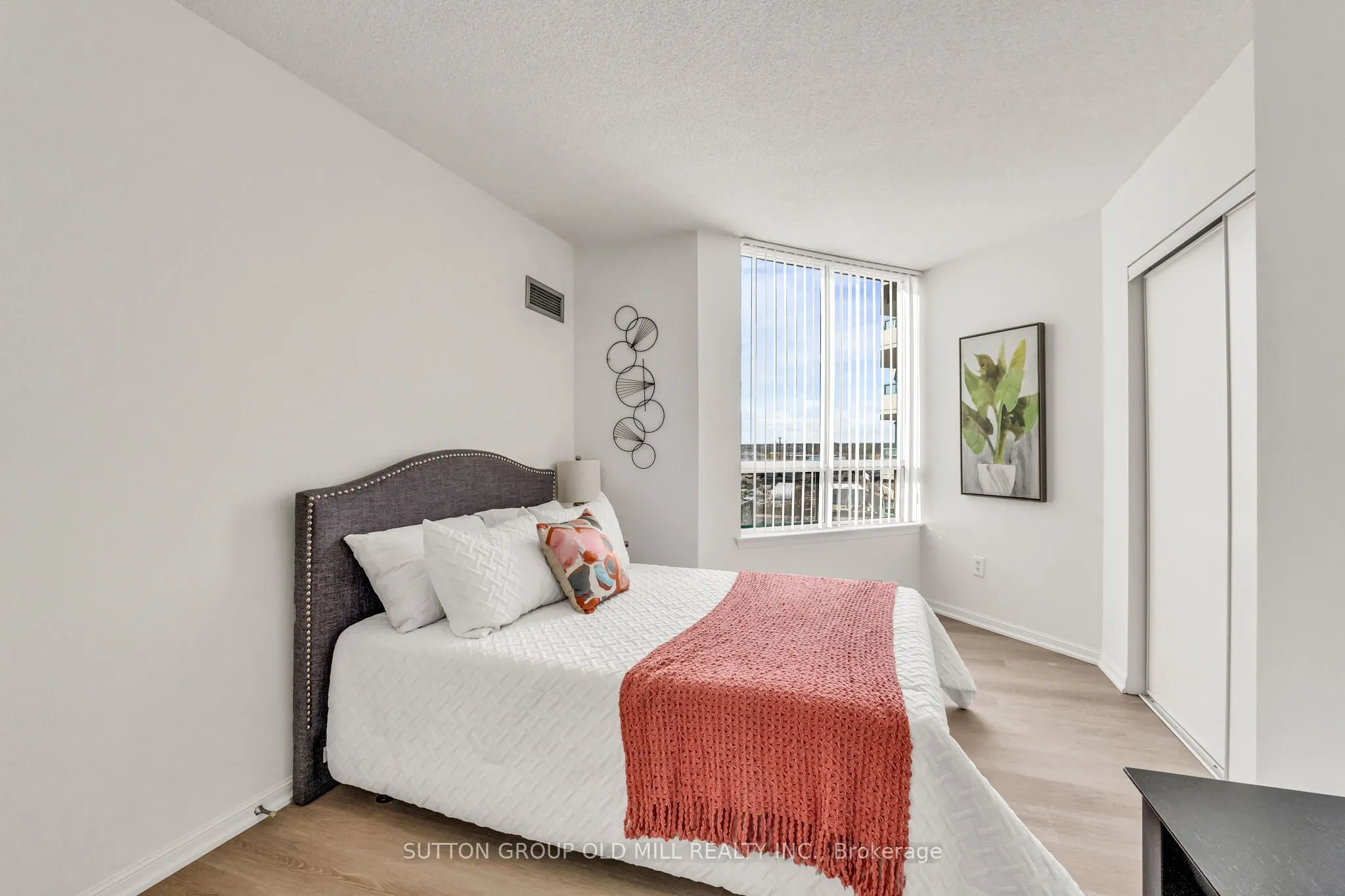 550 Webb Drive, #1505