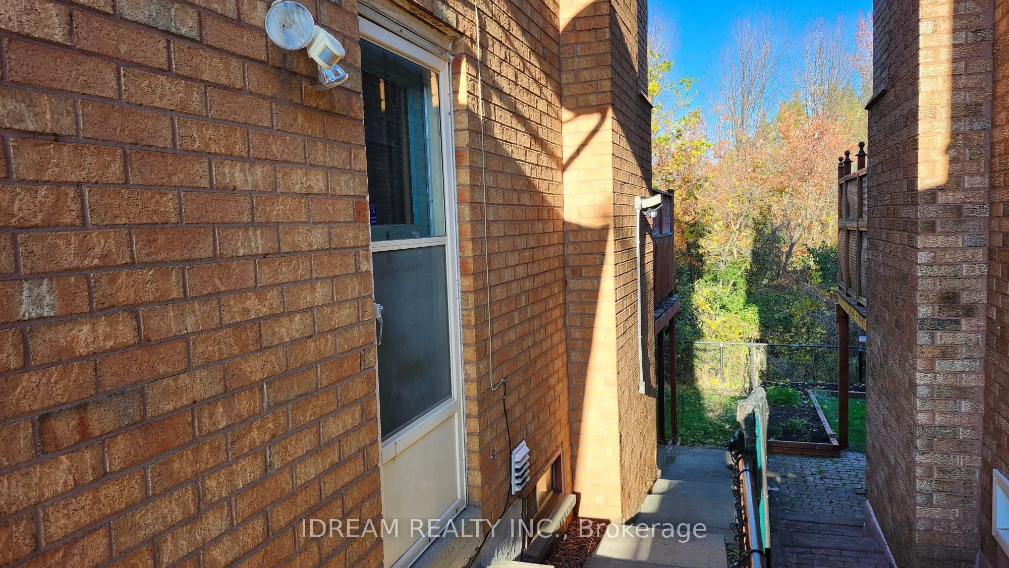 59 Sunforest Drive, #Bsmt