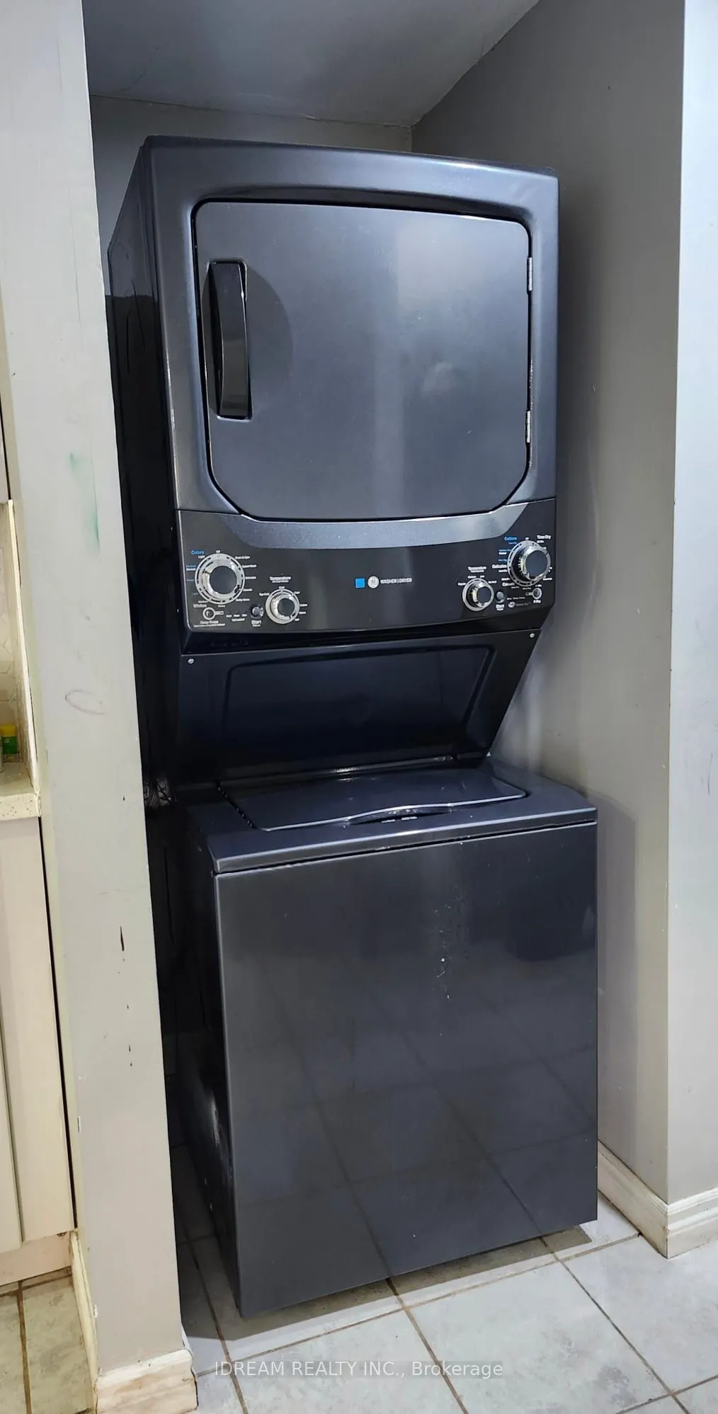 59 Sunforest Drive, #Bsmt