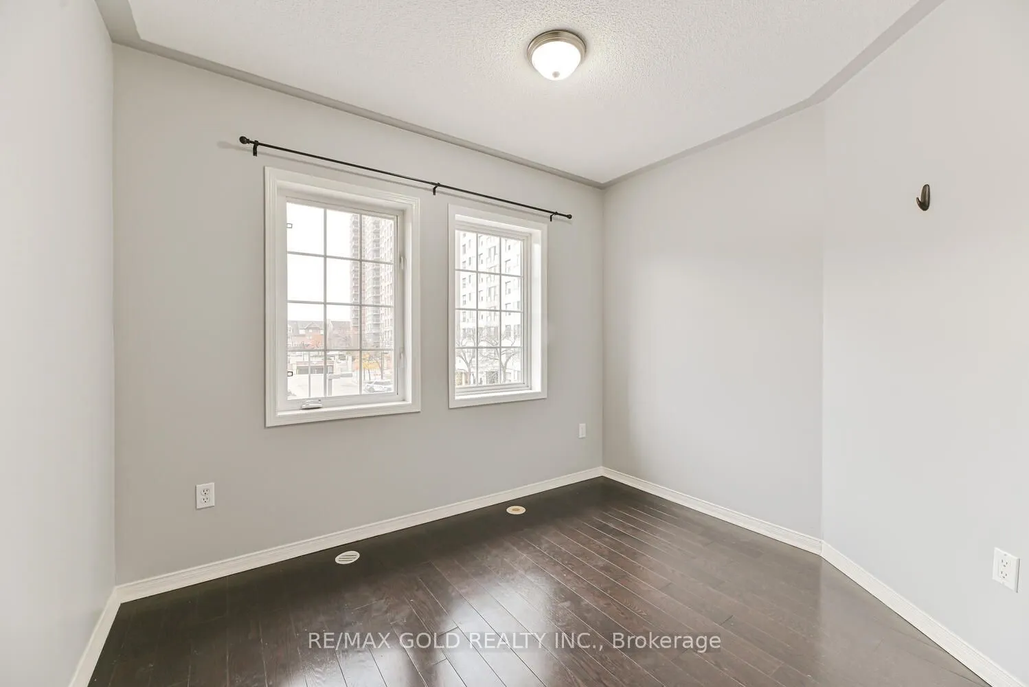 50 Strathaven Drive, #14