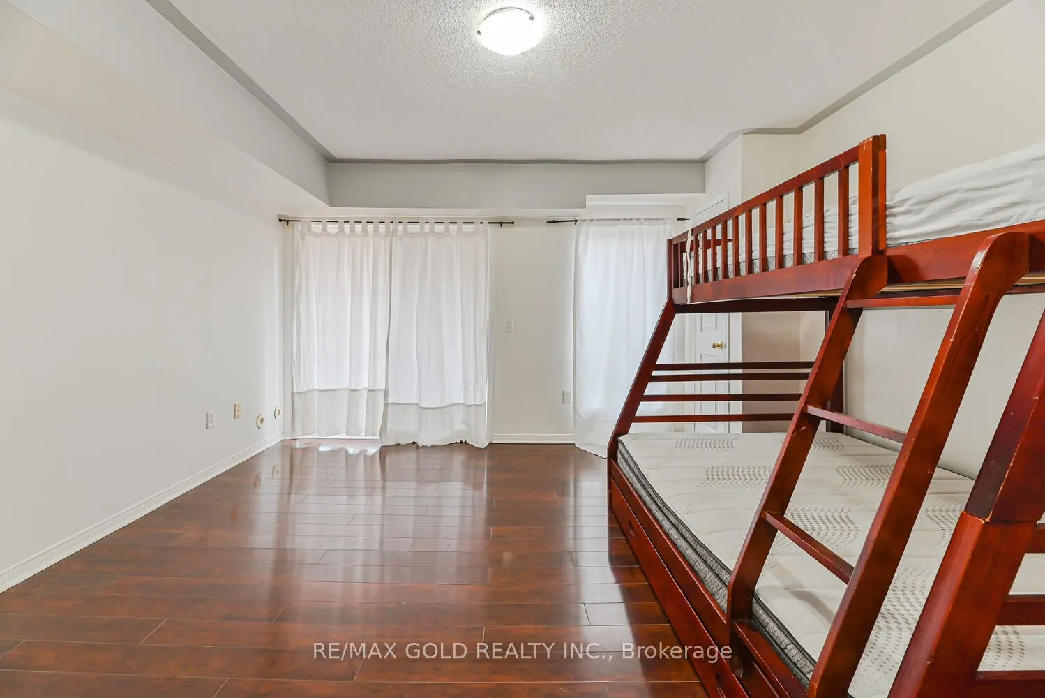 50 Strathaven Drive, #14