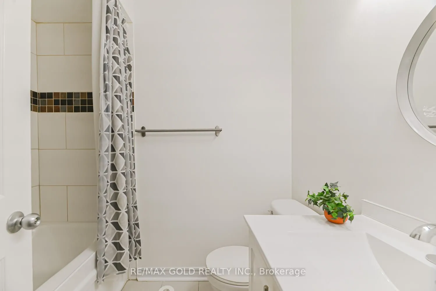 50 Strathaven Drive, #14