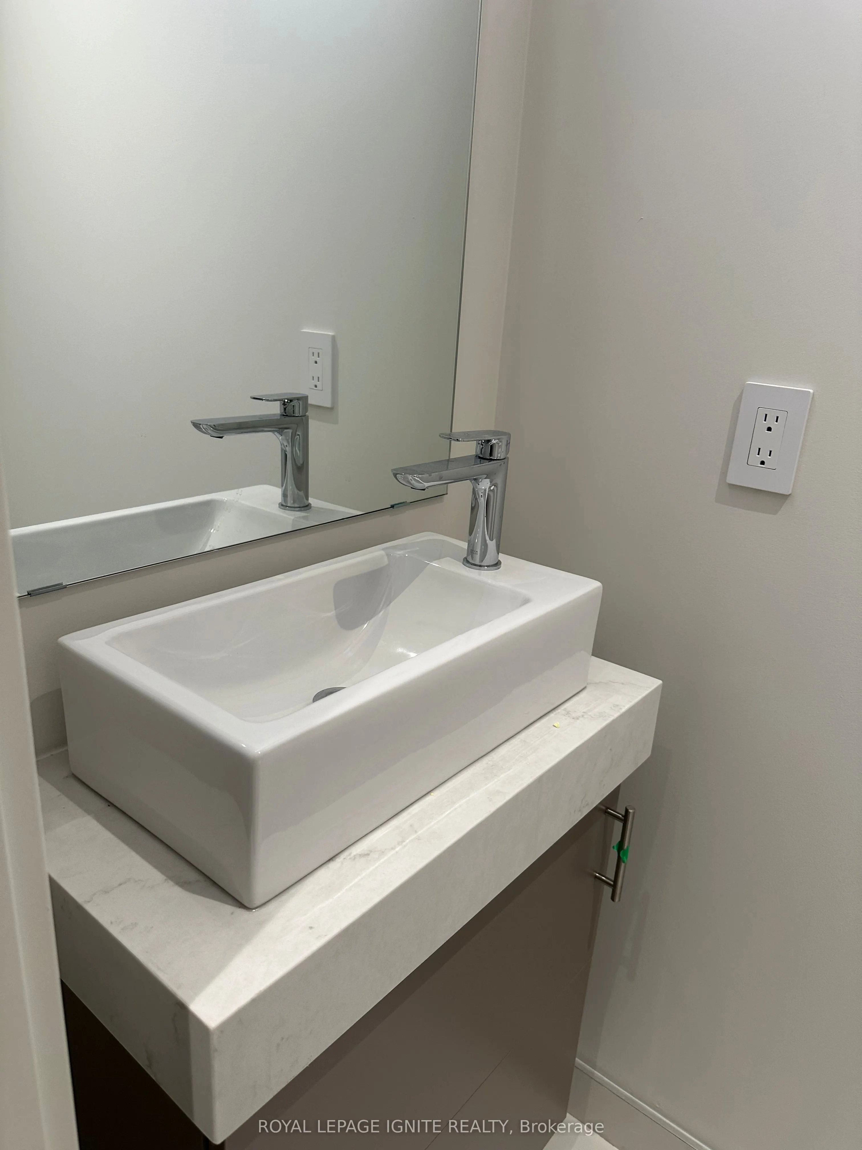 123 Maurice Drive, #07