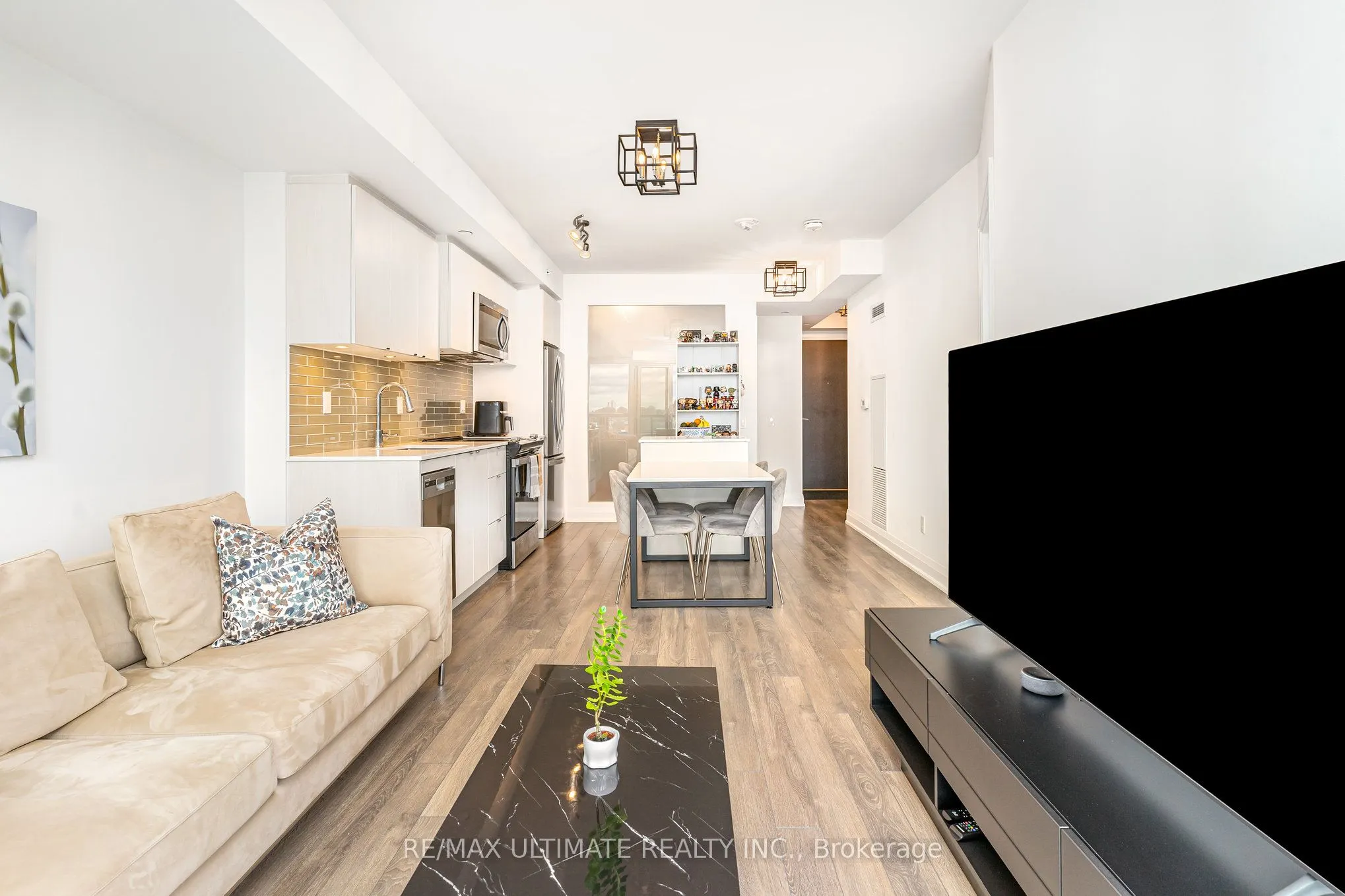 1461 Lawrence Avenue W, #1208