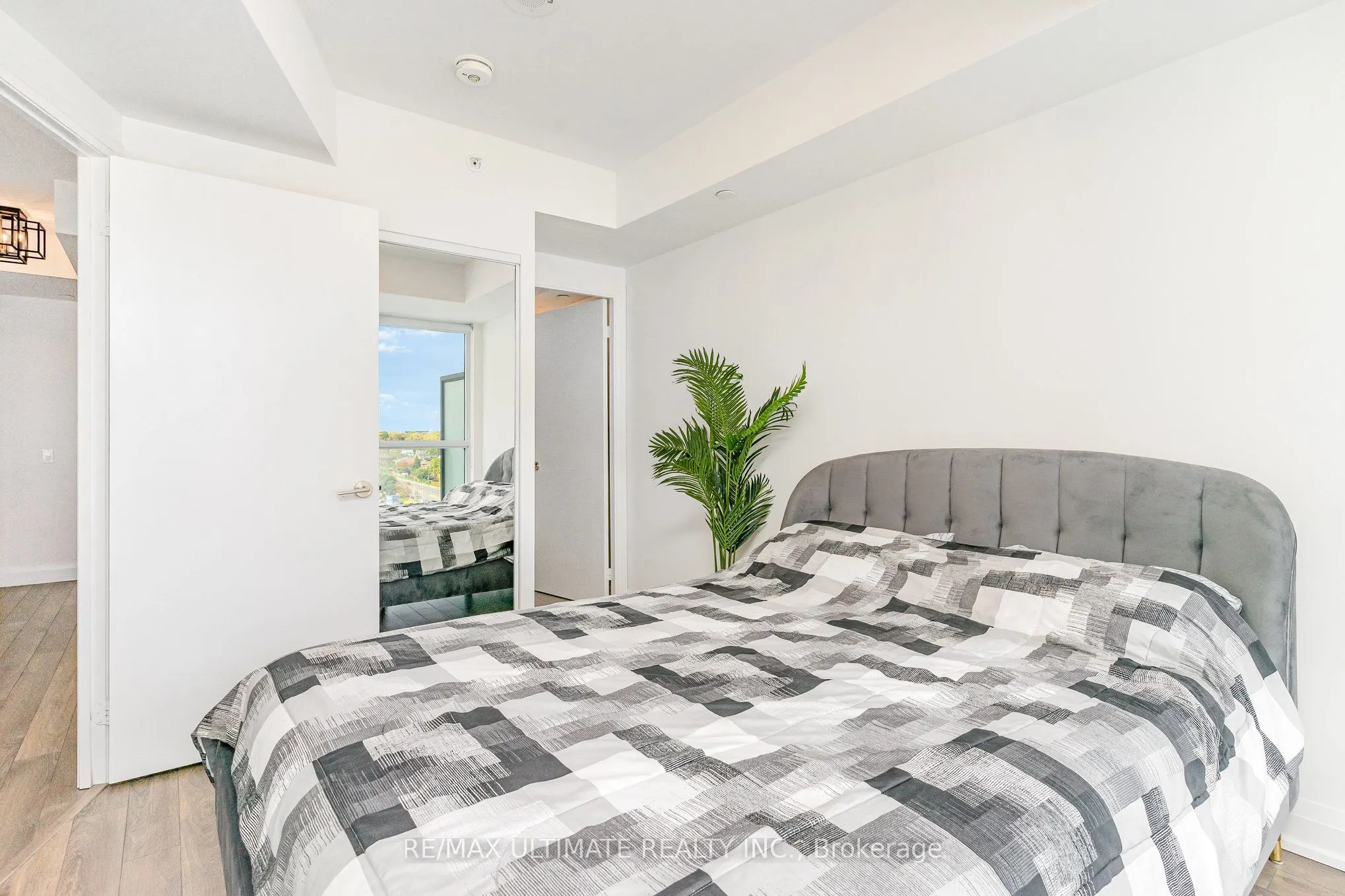 1461 Lawrence Avenue W, #1208