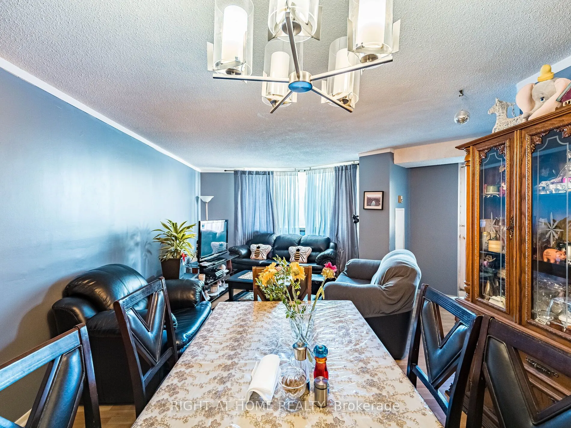 234 Albion Road, #305