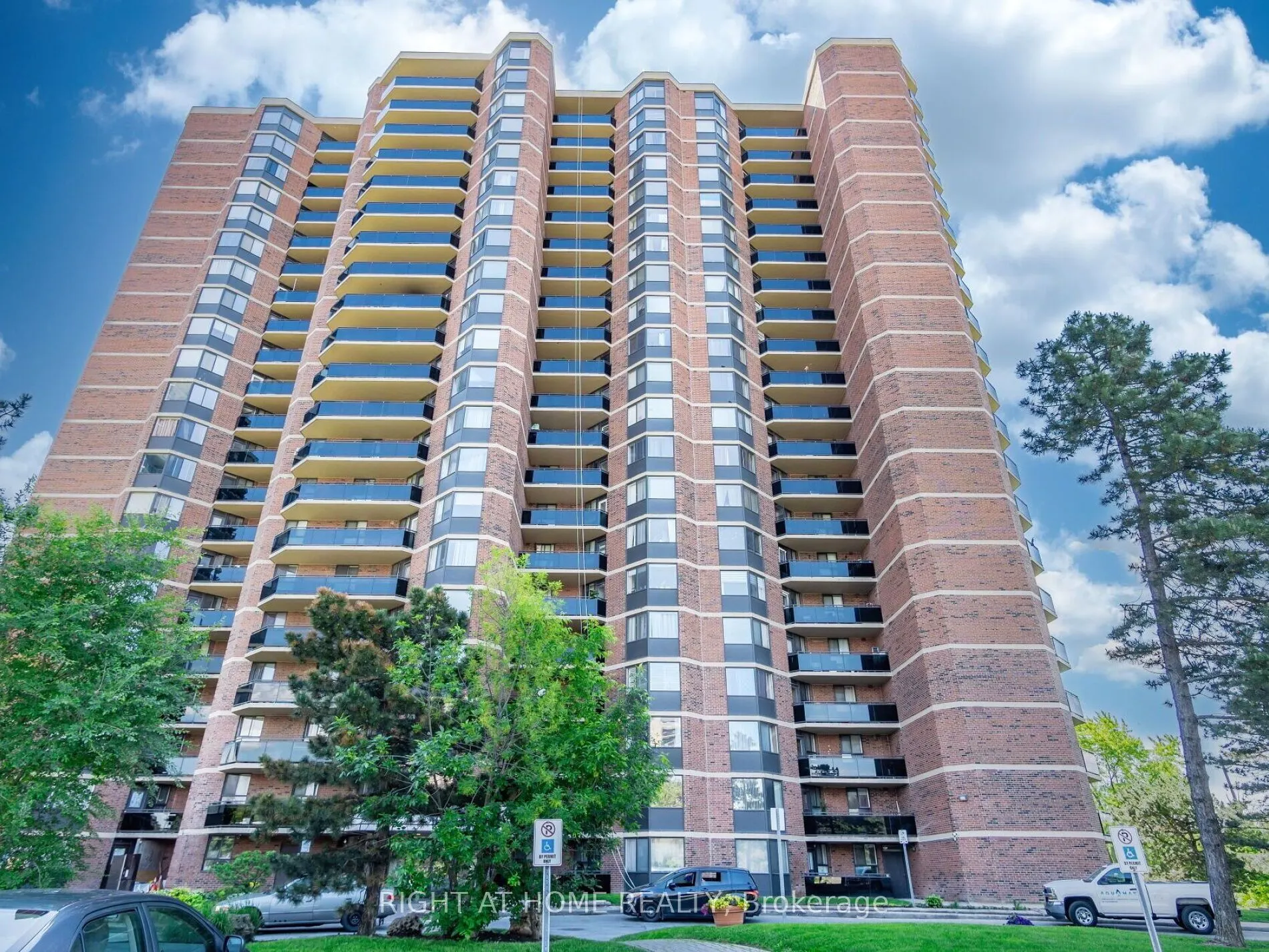 234 Albion Road, #305