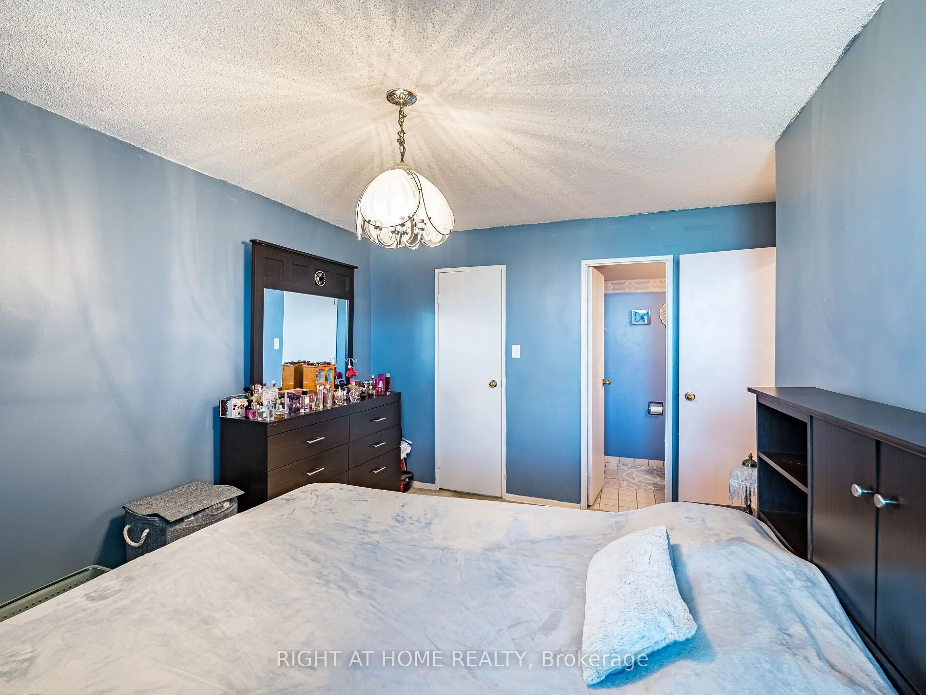 234 Albion Road, #305