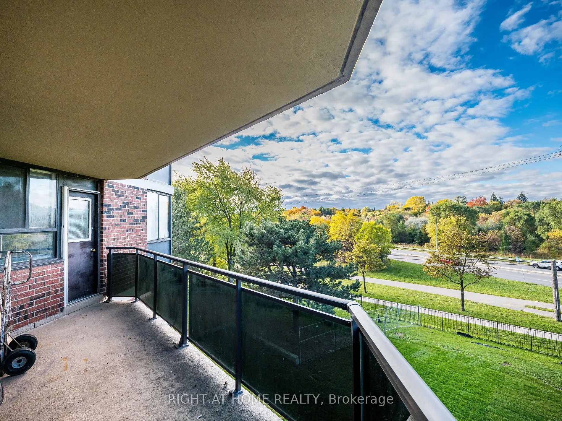 234 Albion Road, #305