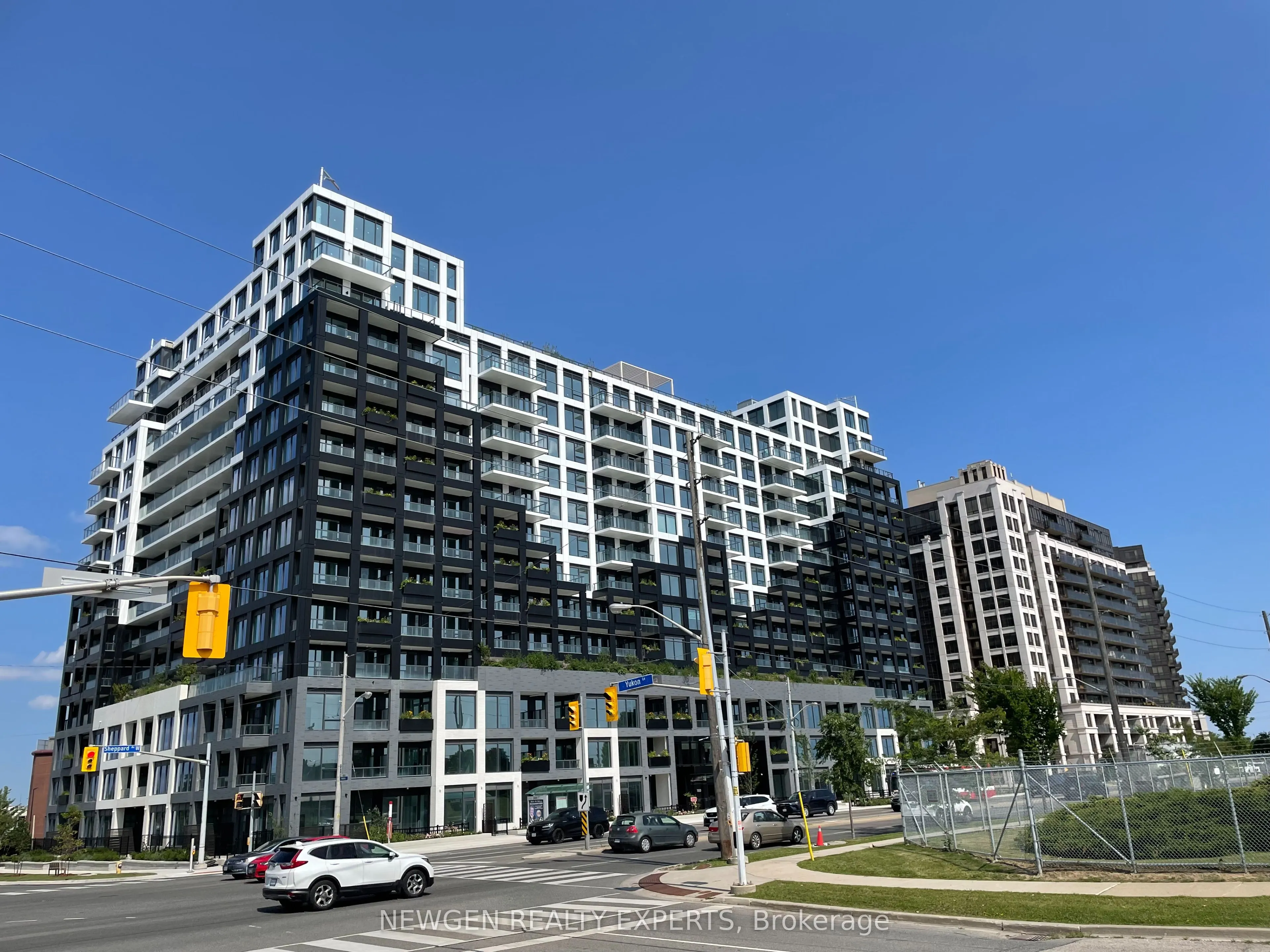 1100 Sheppard Avenue W, #1221