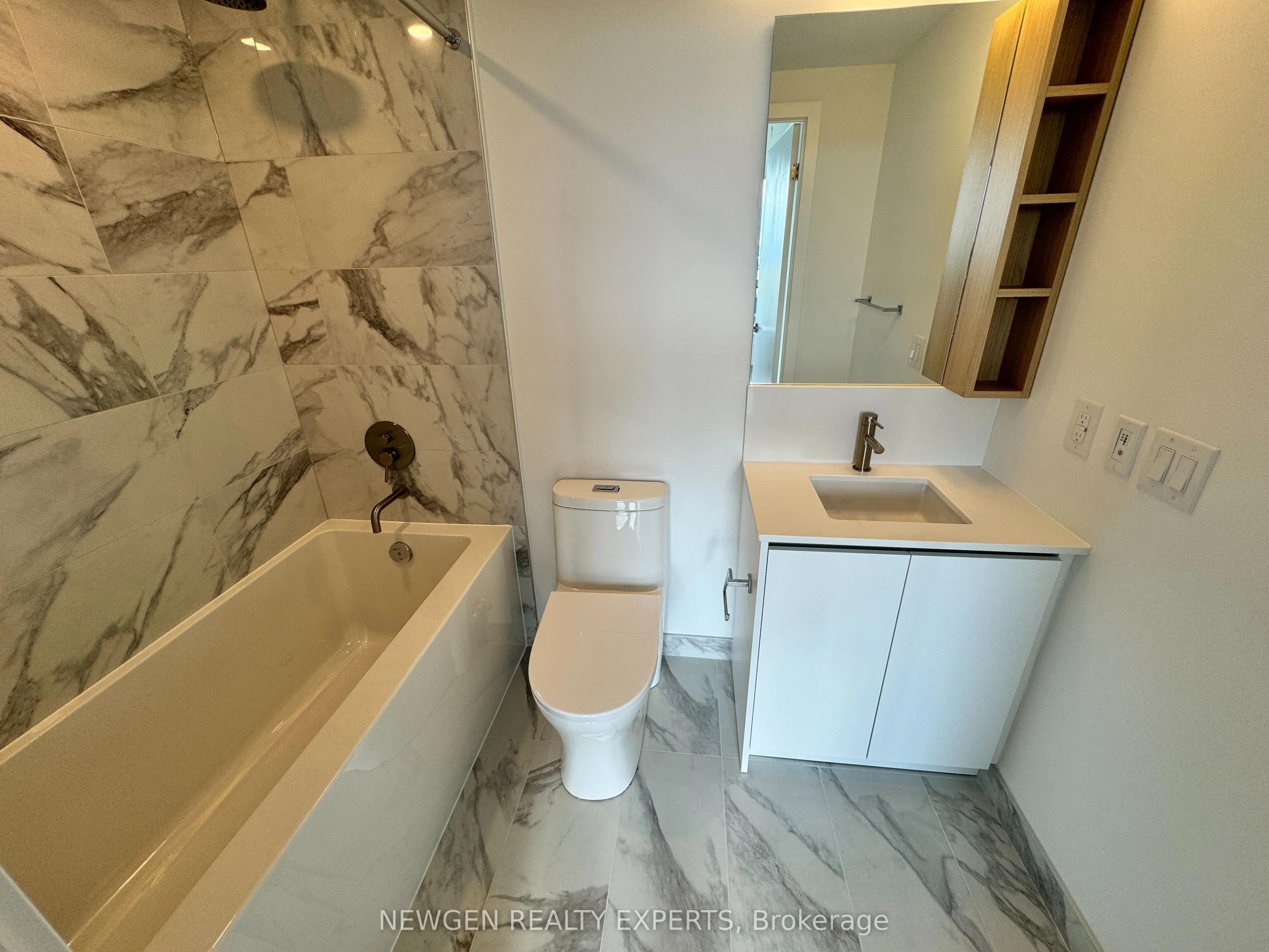 1100 Sheppard Avenue W, #1221