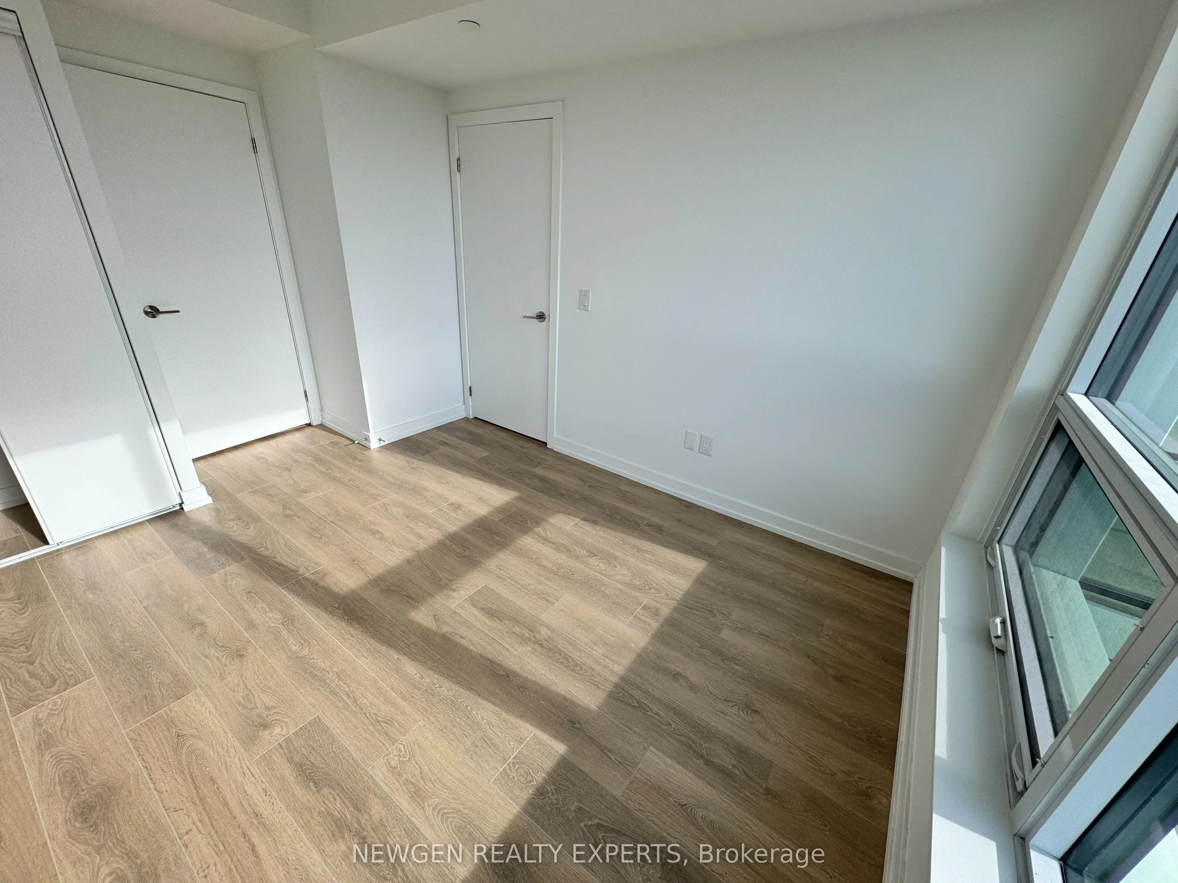 1100 Sheppard Avenue W, #1221