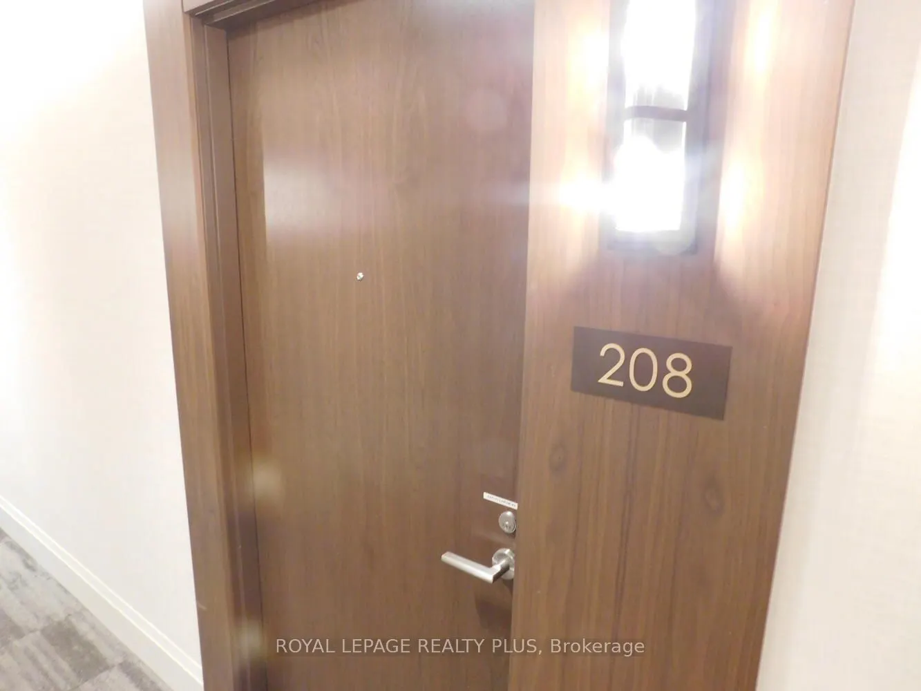 1050 Main Street E, #208