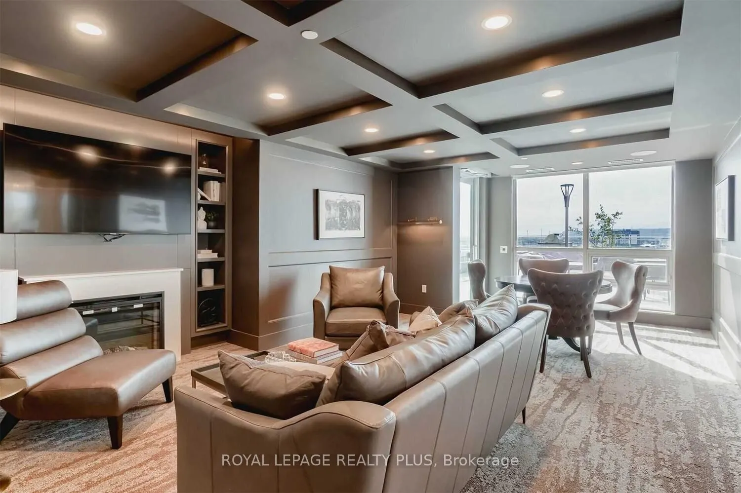 1050 Main Street E, #208