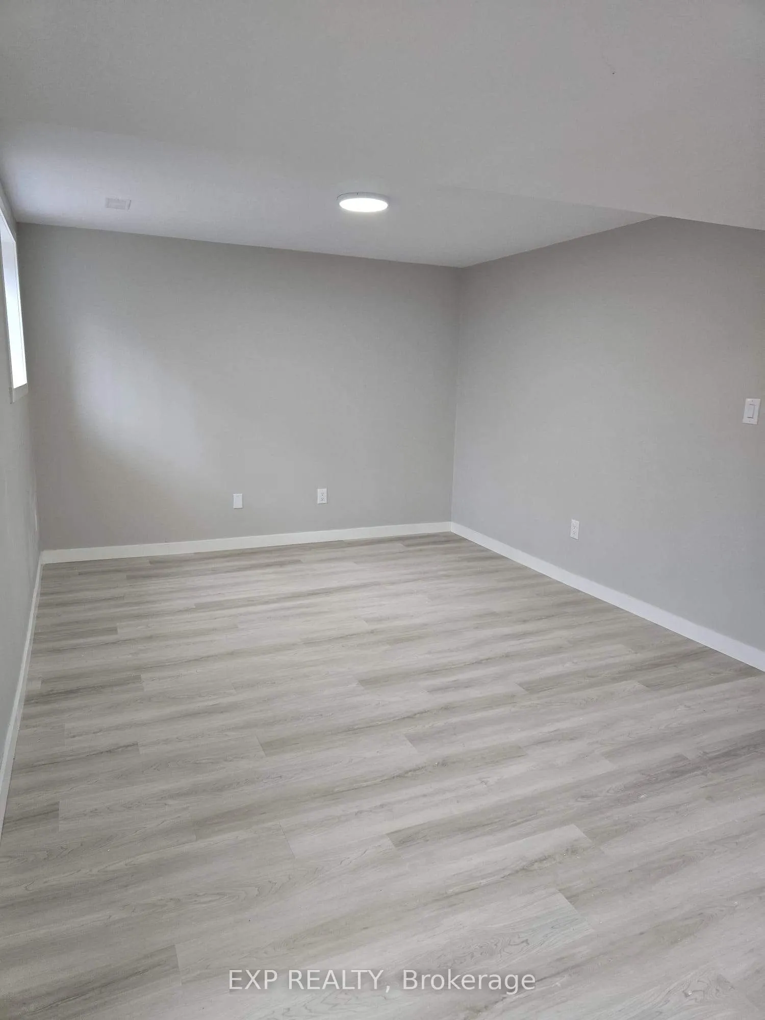 87 Wellington Street E, #Lower Level