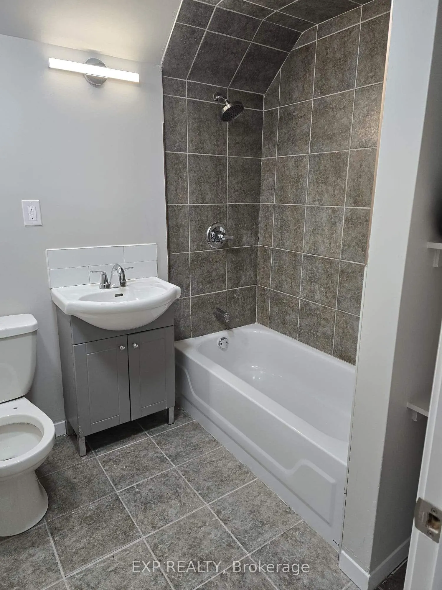 87 Wellington Street E, #Lower Level