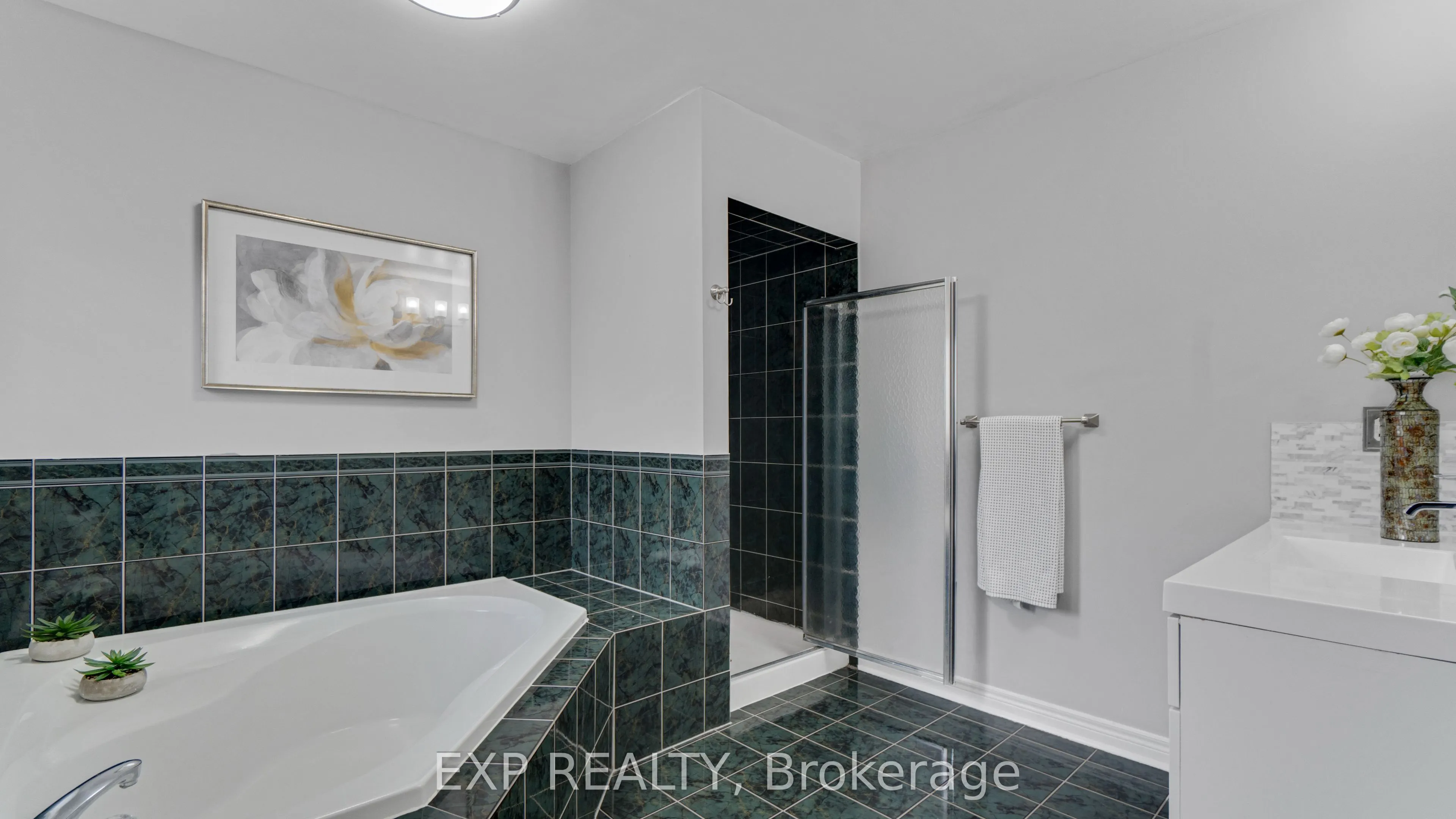 7159 Spyglass Crescent