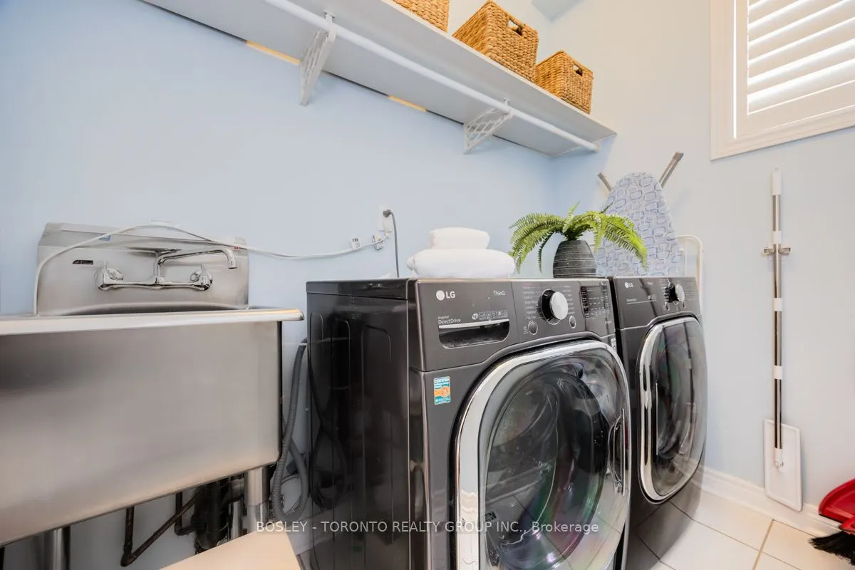 5682 Passion Flower Boulevard N