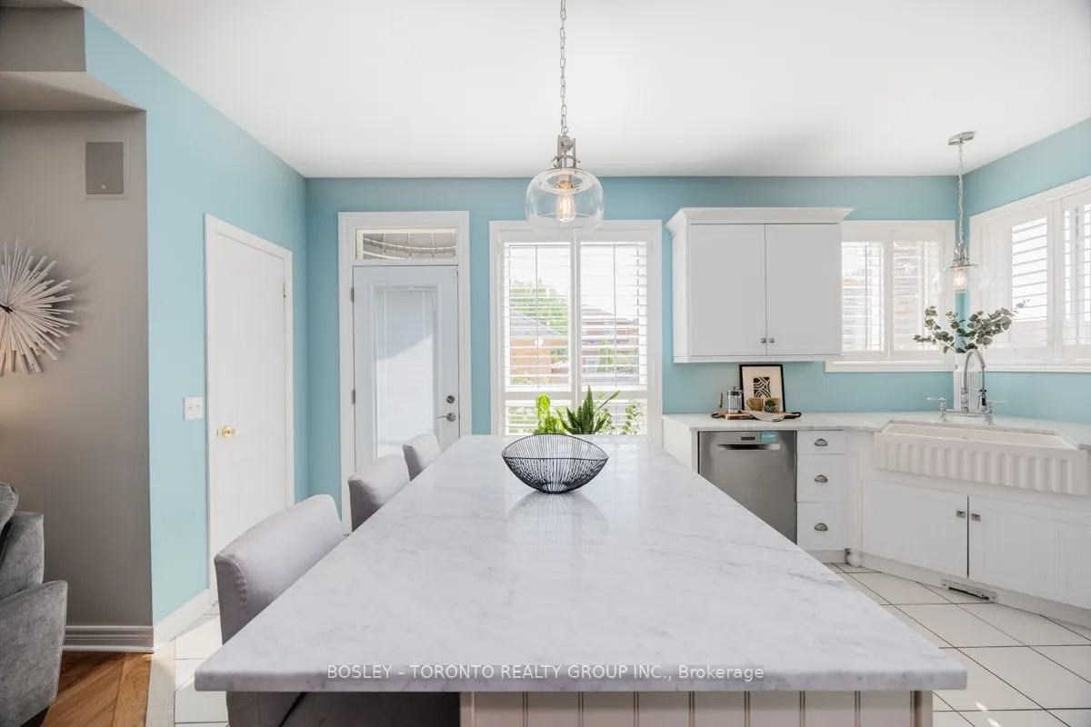 5682 Passion Flower Boulevard N