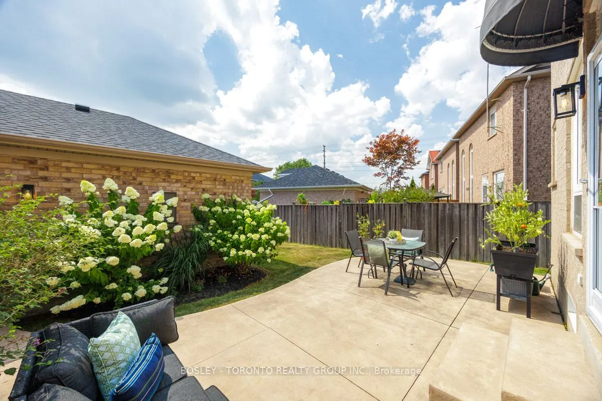 5682 Passion Flower Boulevard N