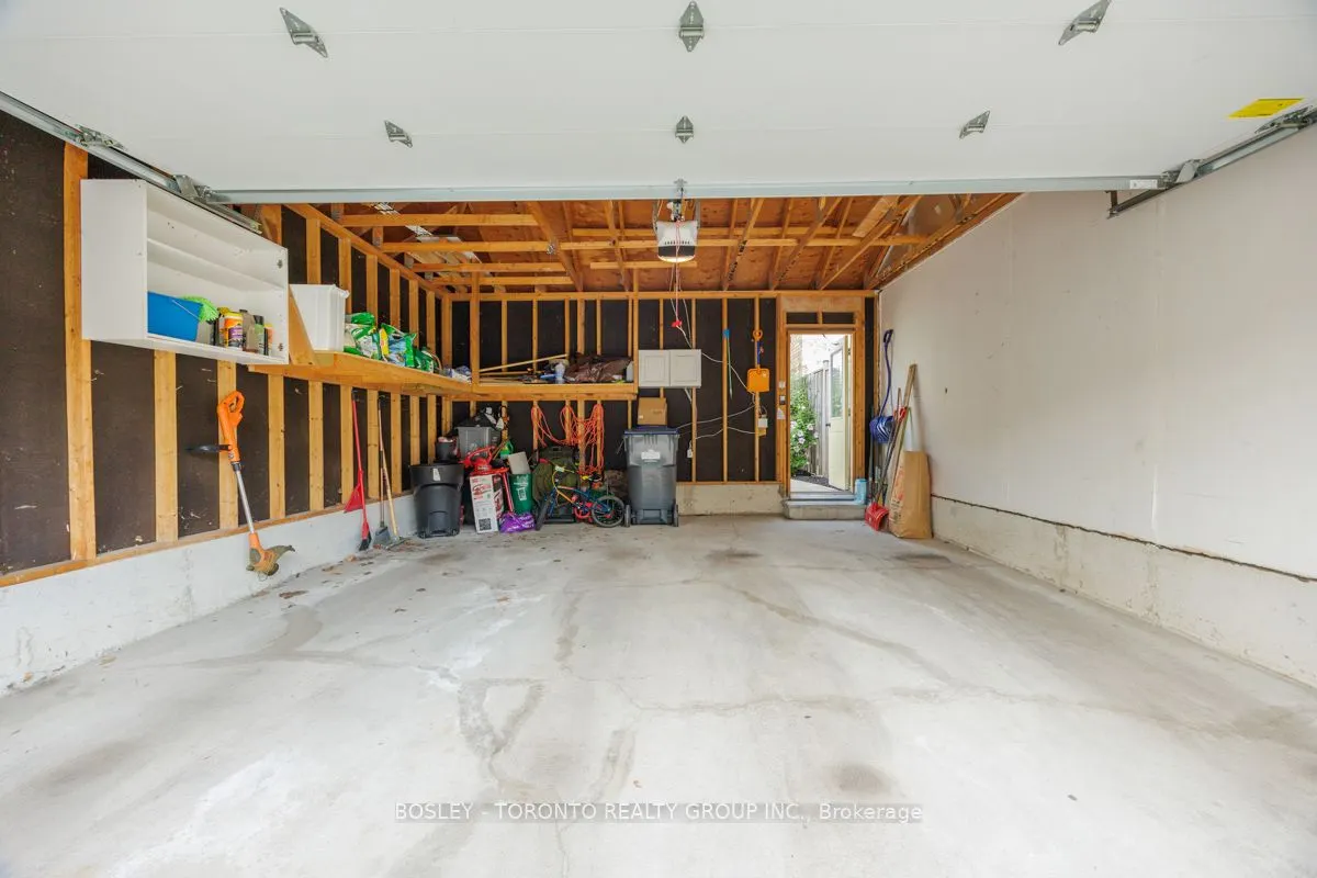 5682 Passion Flower Boulevard N