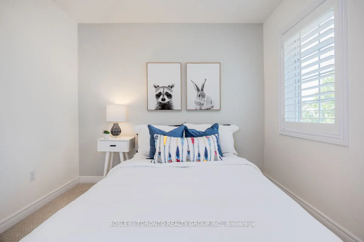 5682 Passion Flower Boulevard N