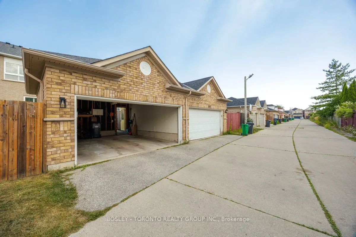 5682 Passion Flower Boulevard N