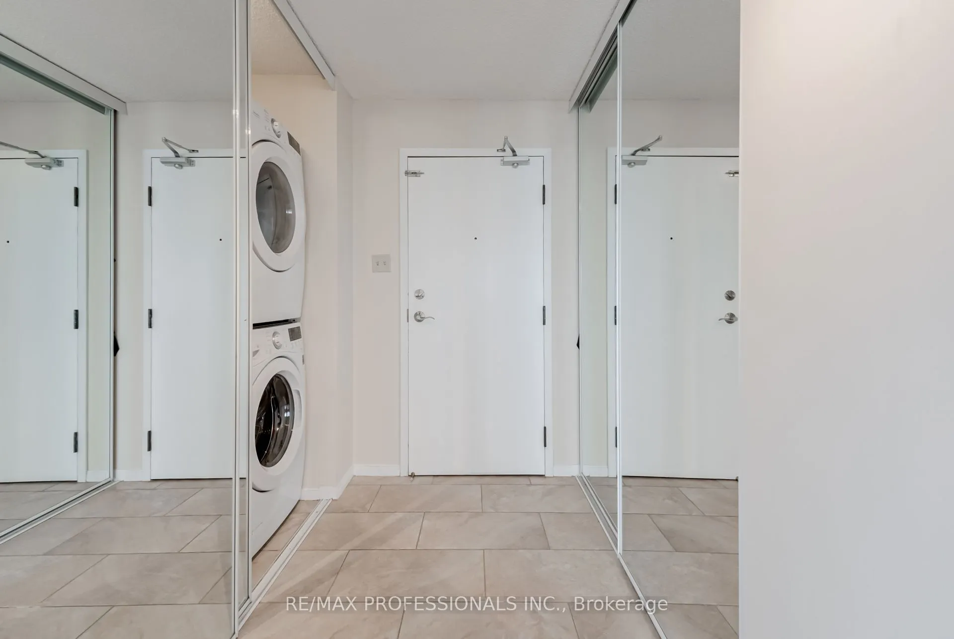 700 Constellation Drive, #1703