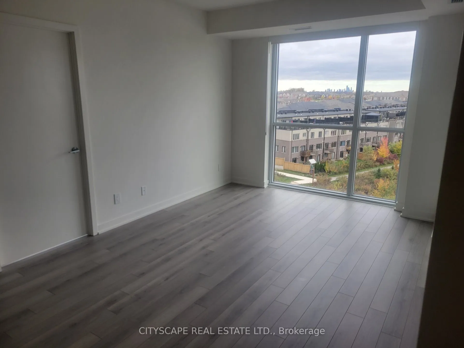 3071 Trafalgar Road, #603