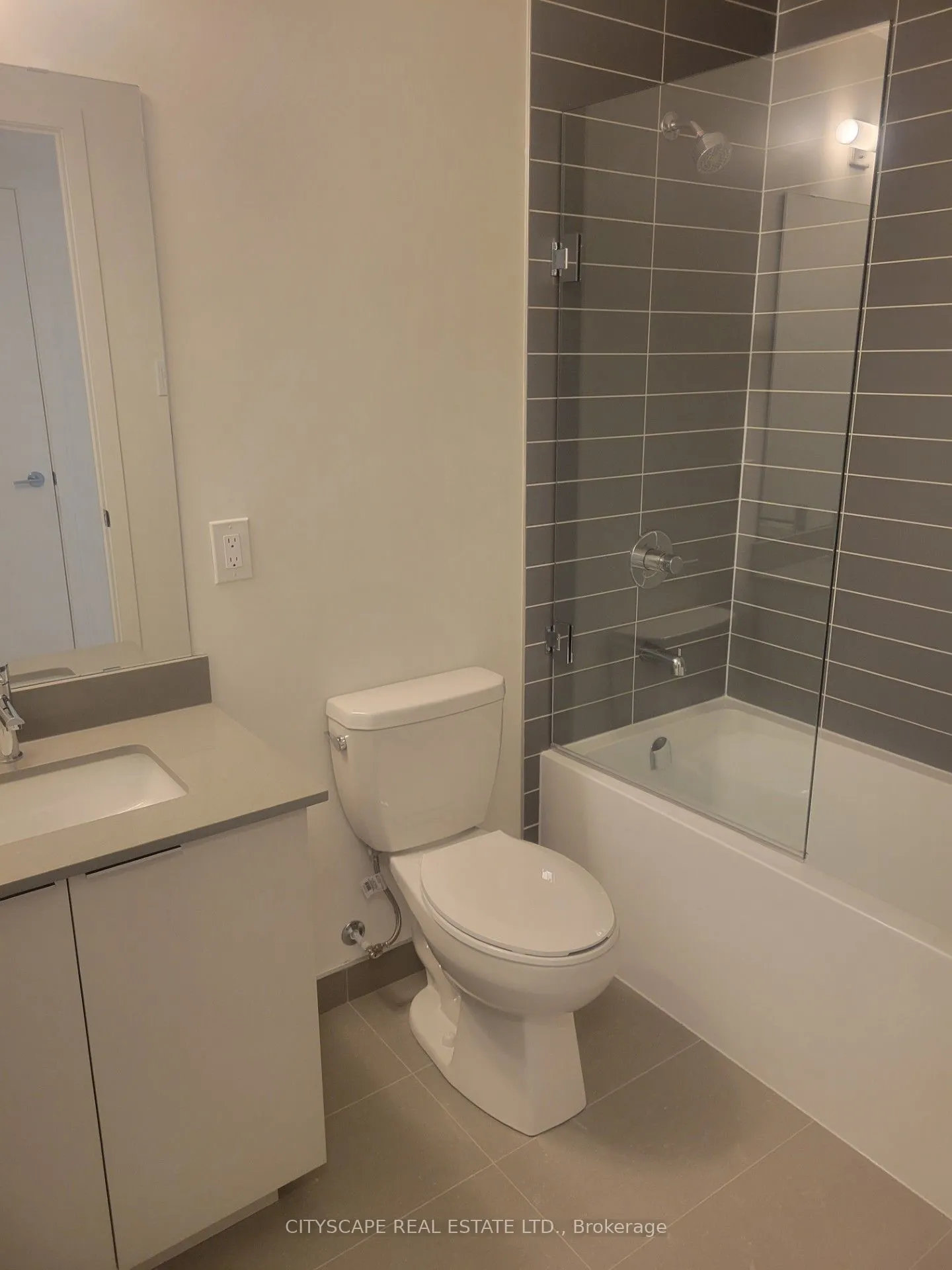 3071 Trafalgar Road, #603