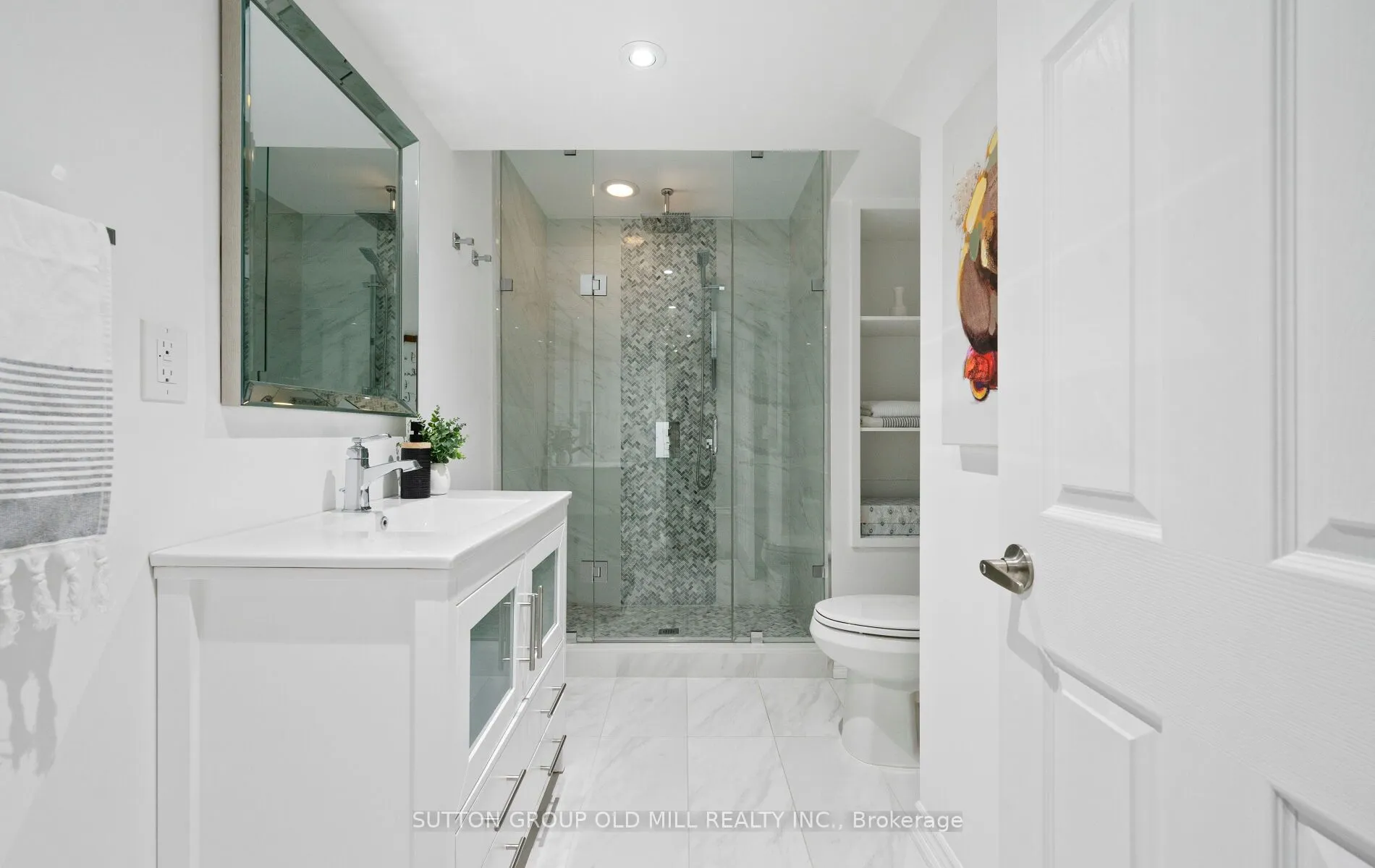 3304 Stalybridge Drive