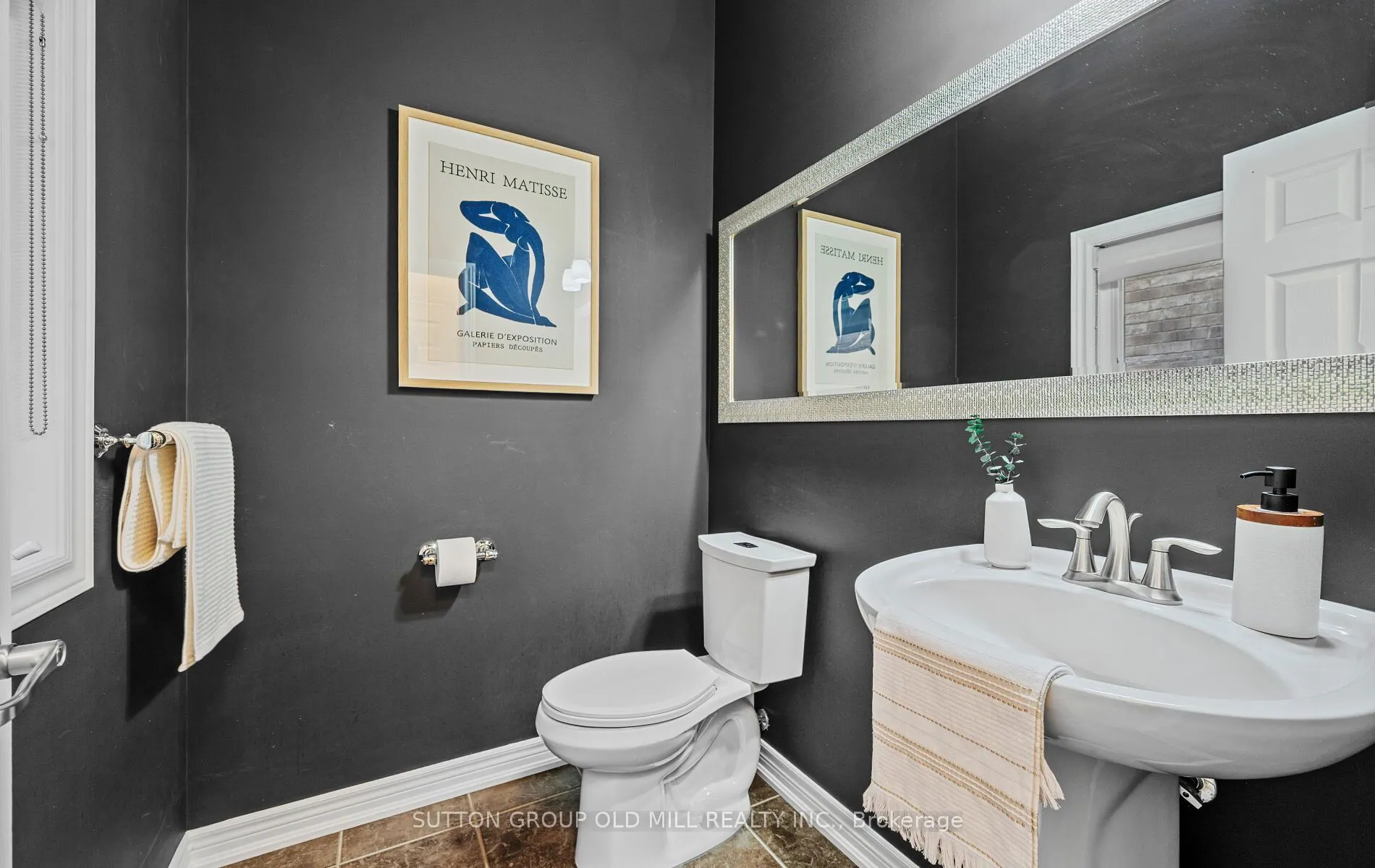 3304 Stalybridge Drive