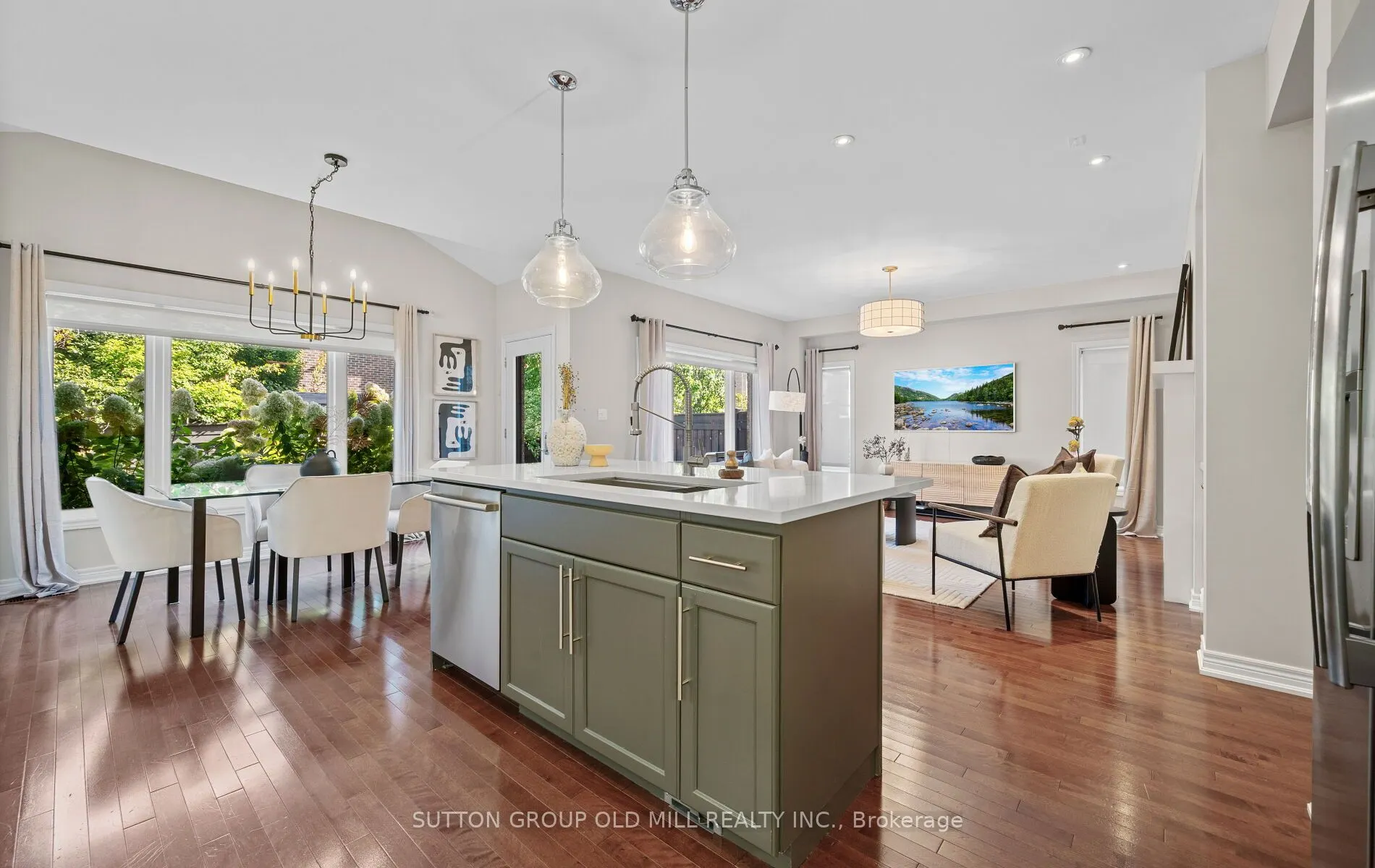 3304 Stalybridge Drive