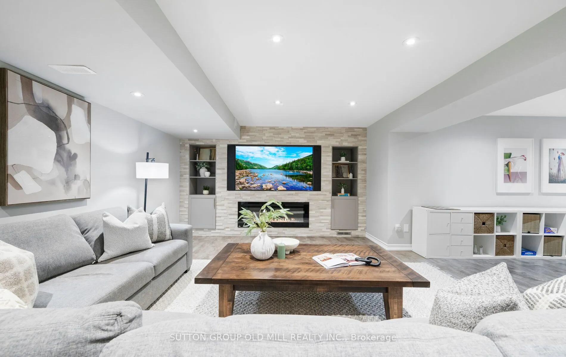 3304 Stalybridge Drive