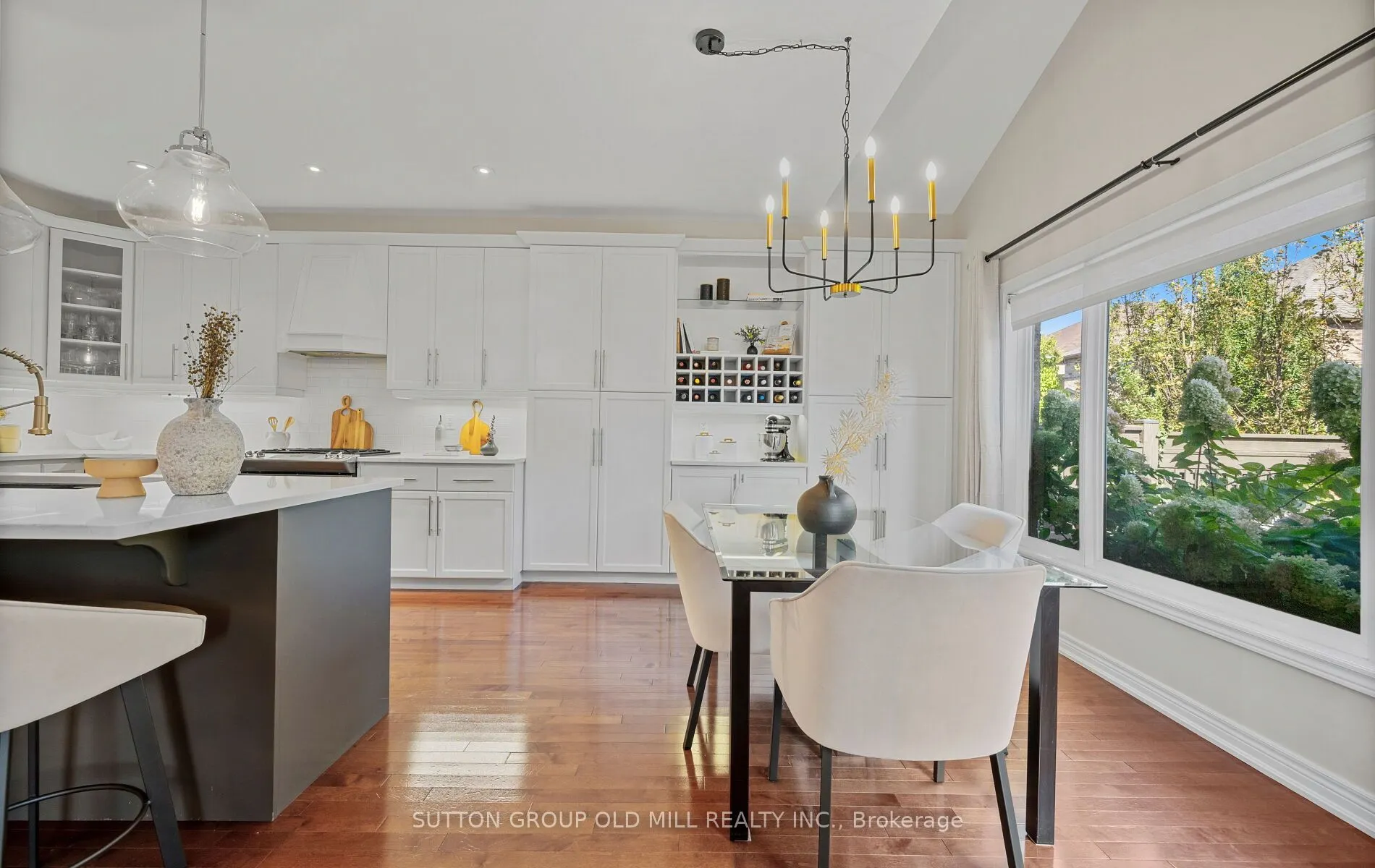 3304 Stalybridge Drive