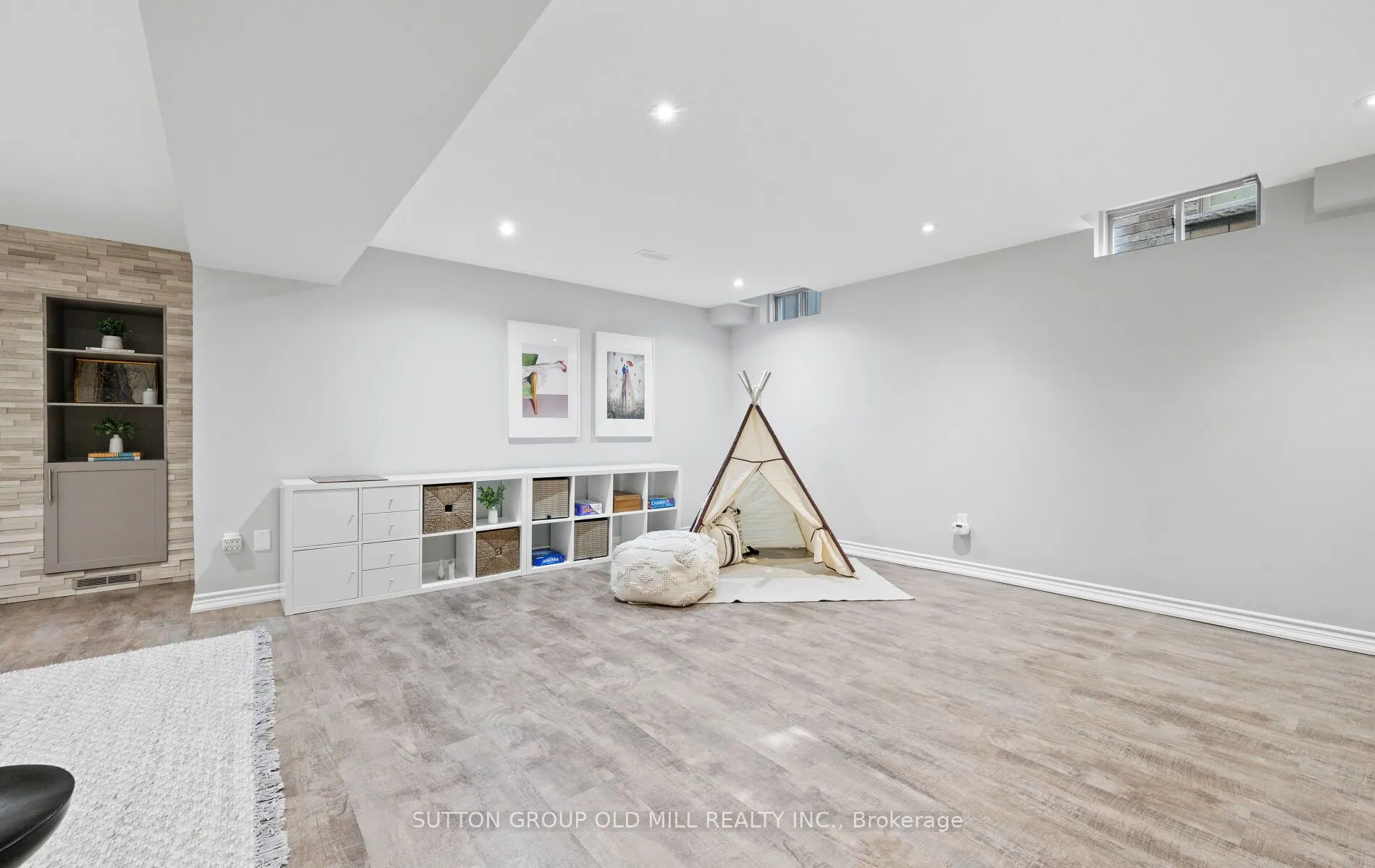 3304 Stalybridge Drive