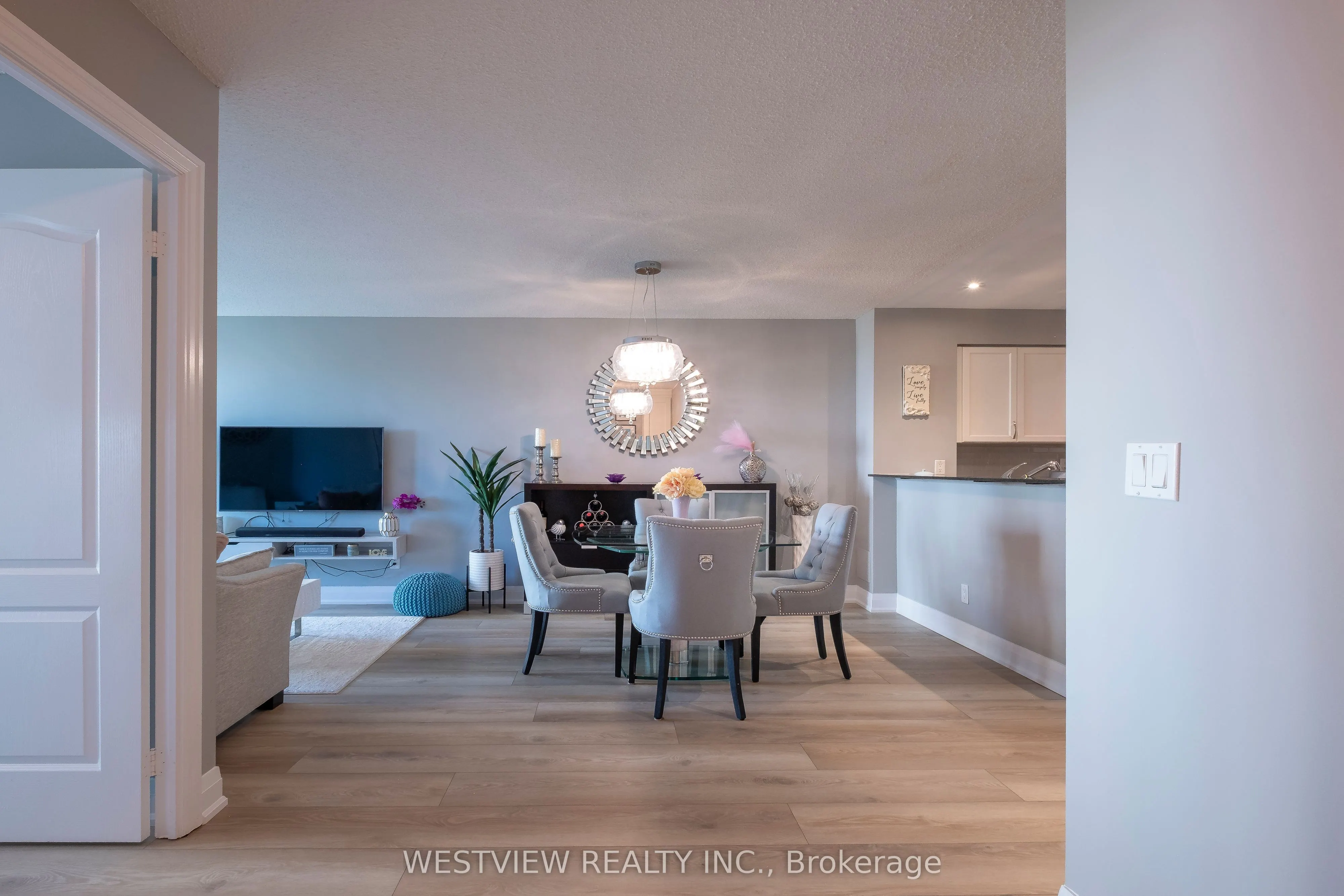 2119 Lake Shore Boulevard W, #413