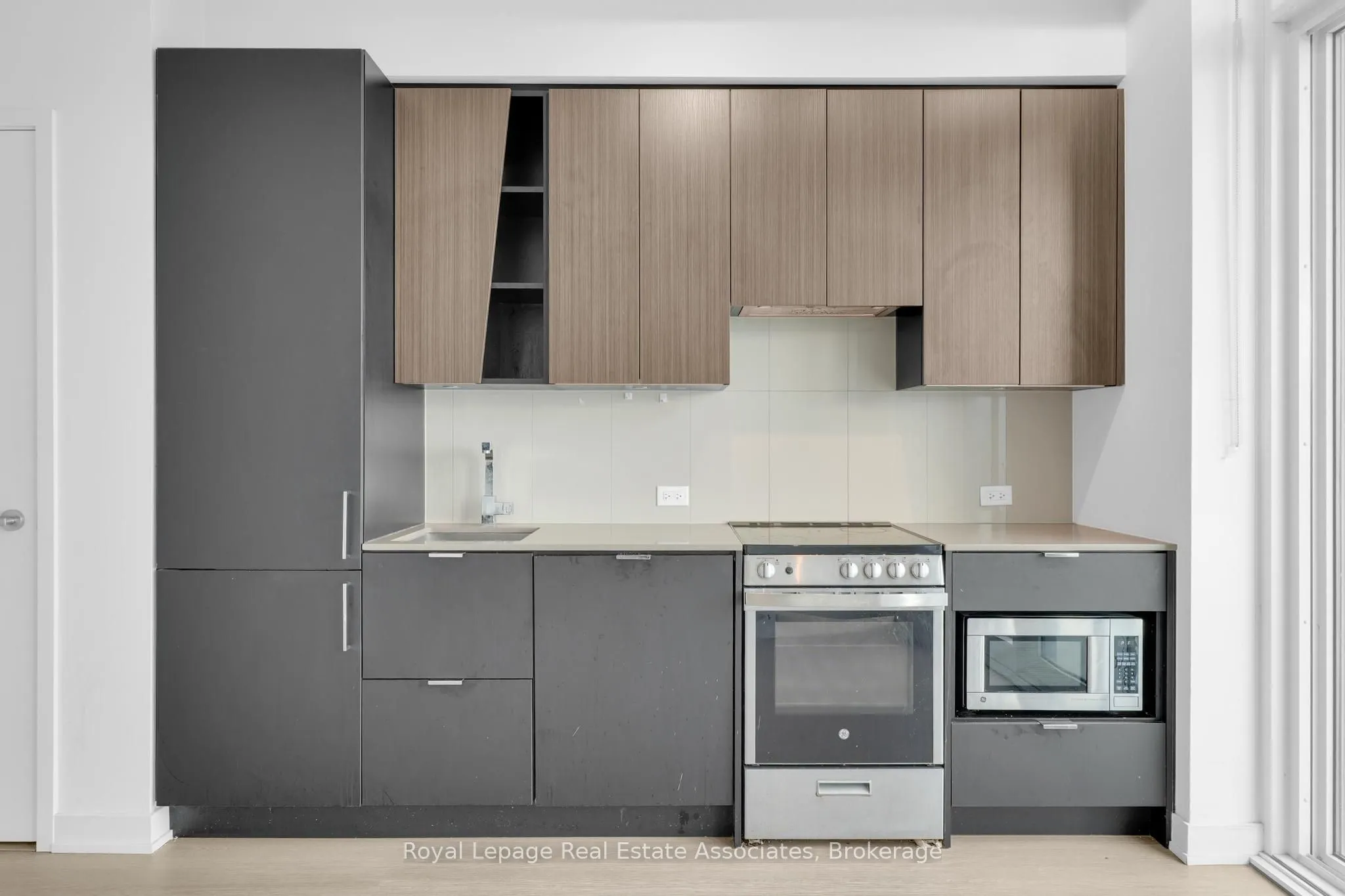 3883 Quartz Road, #1909