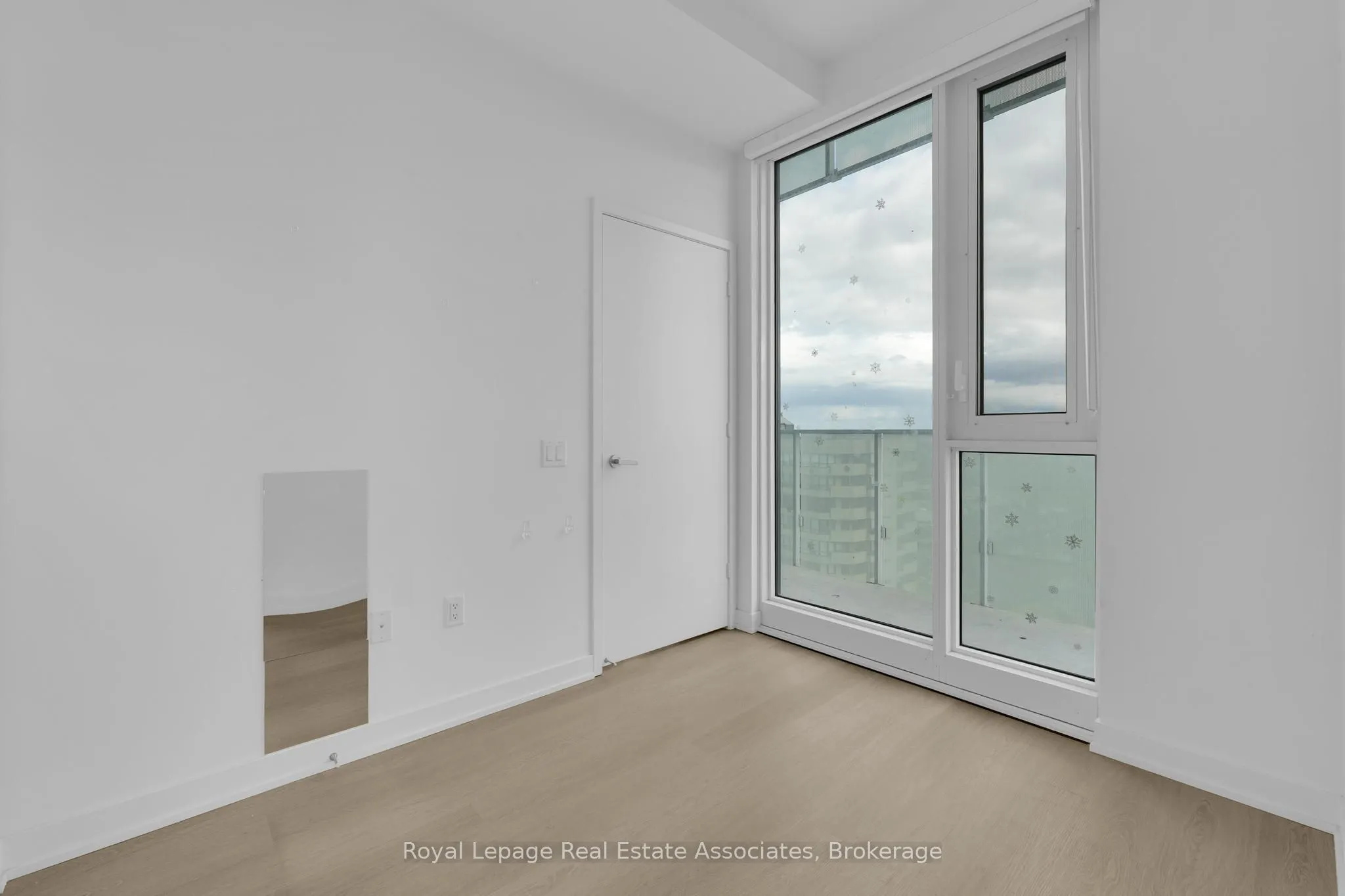 3883 Quartz Road, #1909