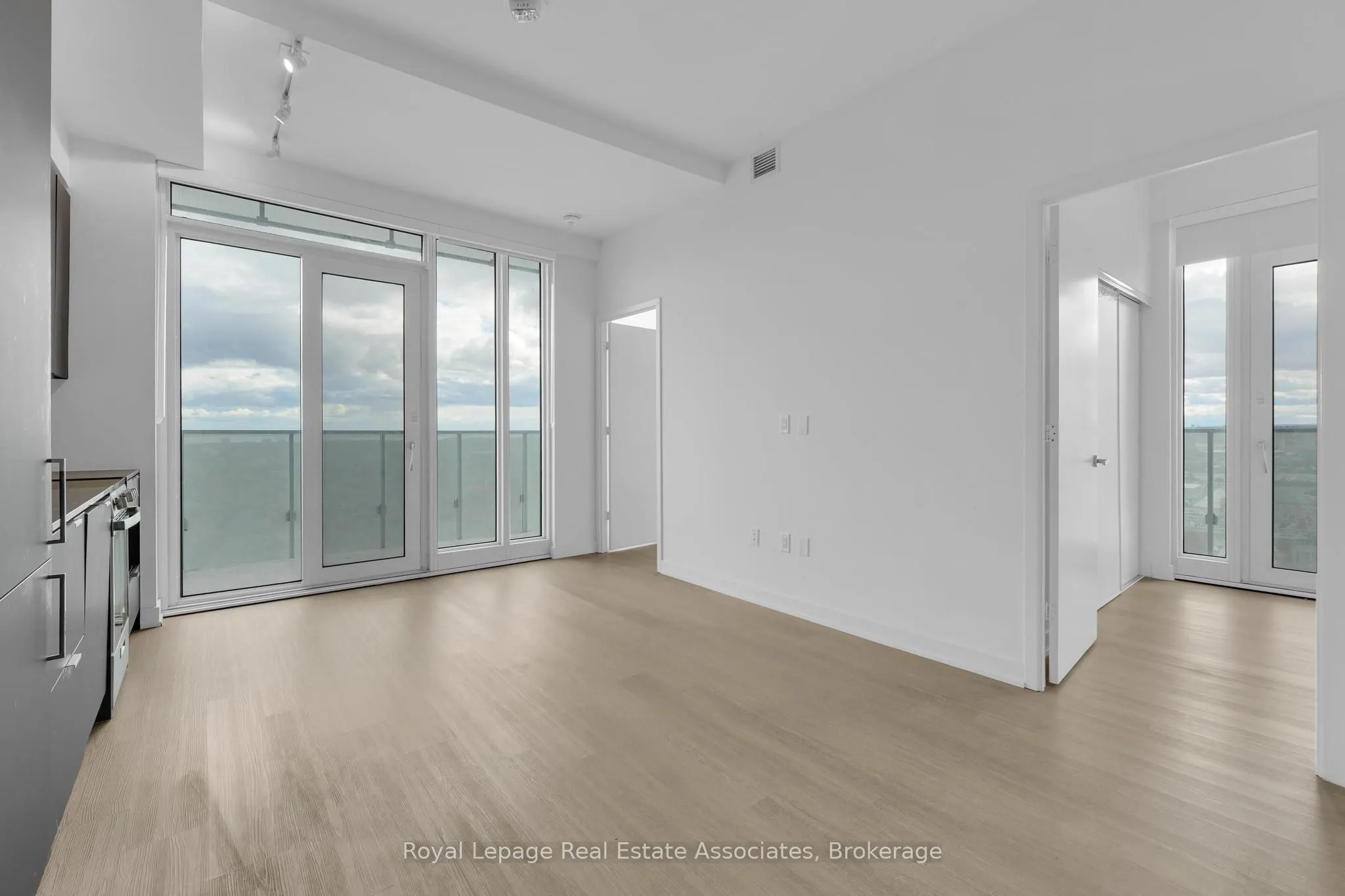 3883 Quartz Road, #1909