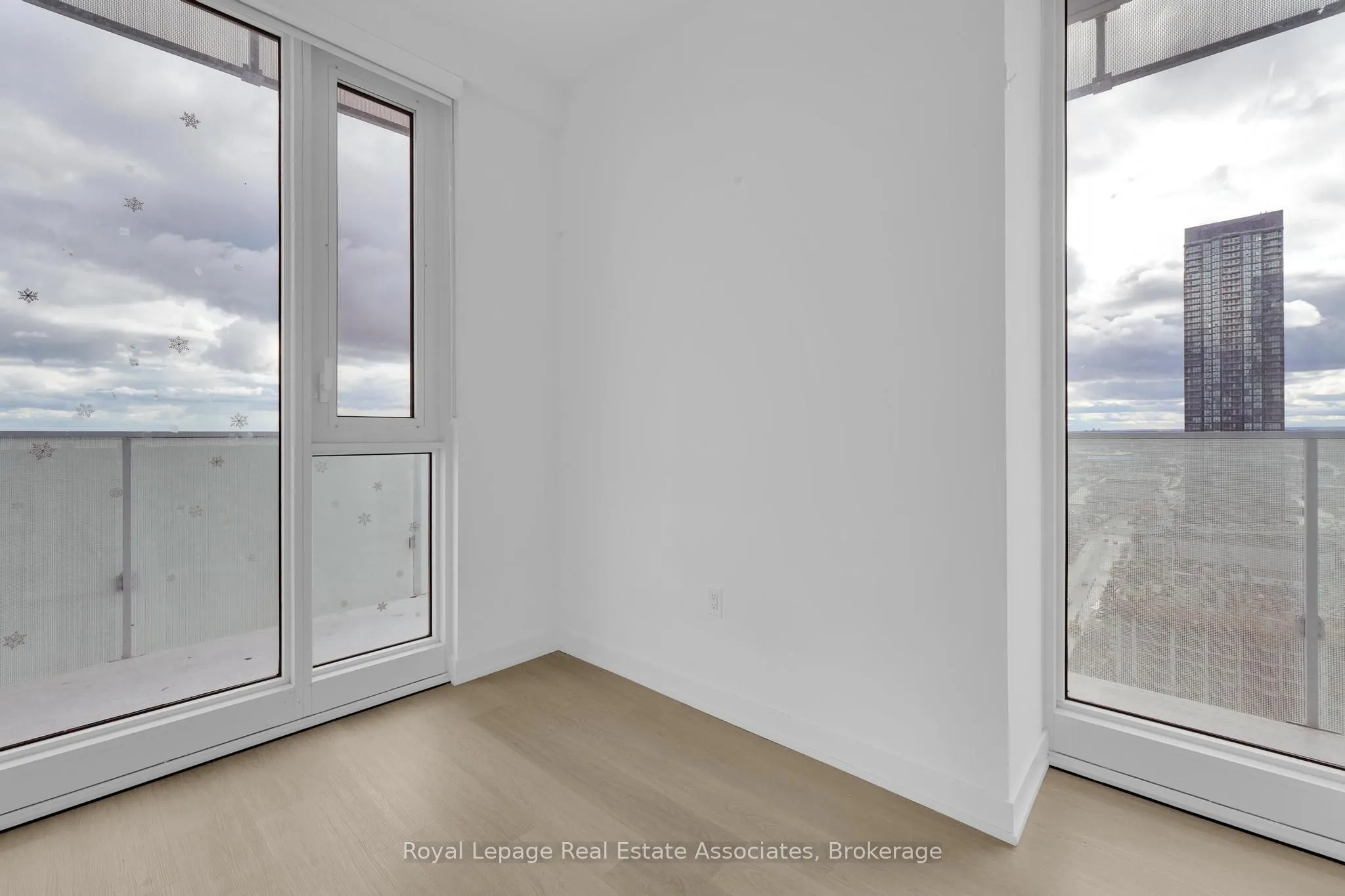 3883 Quartz Road, #1909