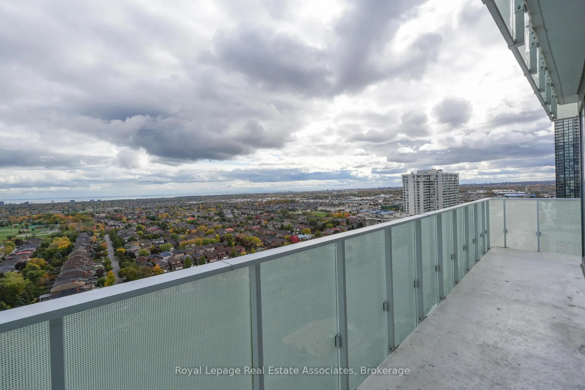 3883 Quartz Road, #1909