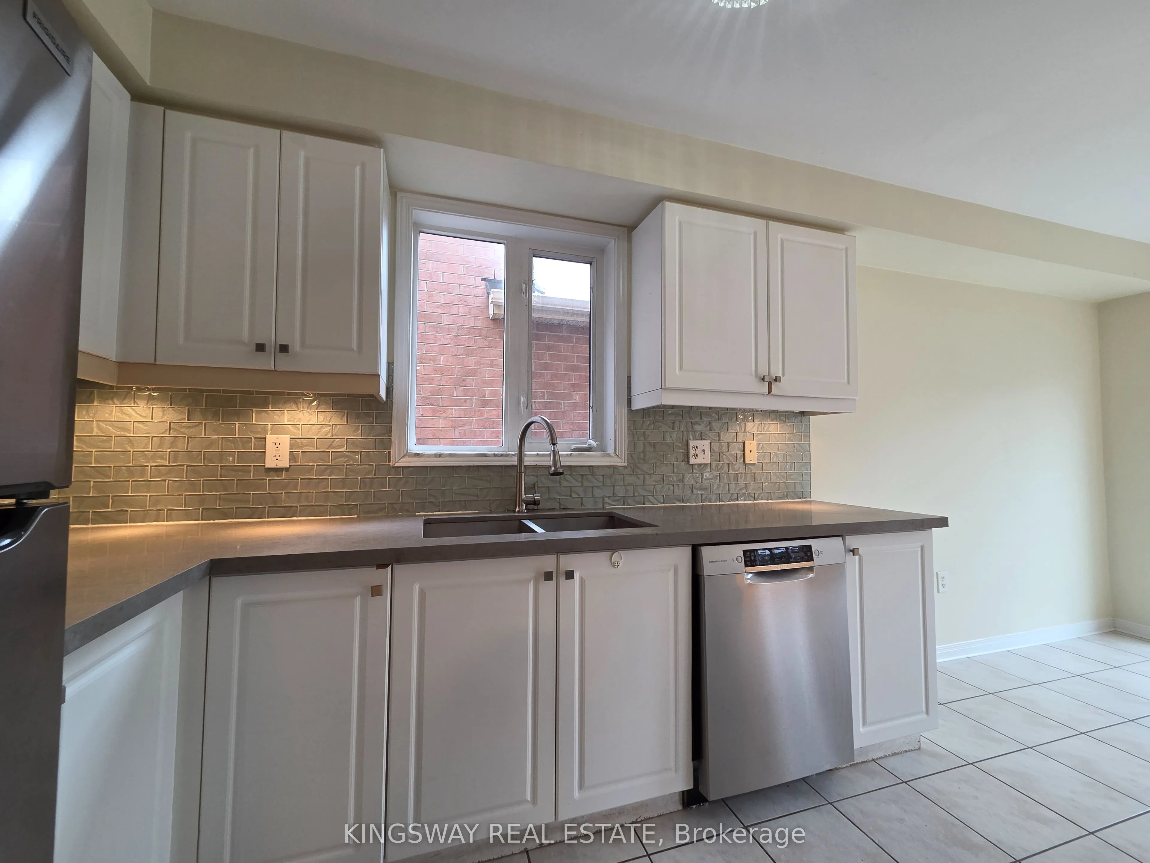 4859 Marble Arch Mews